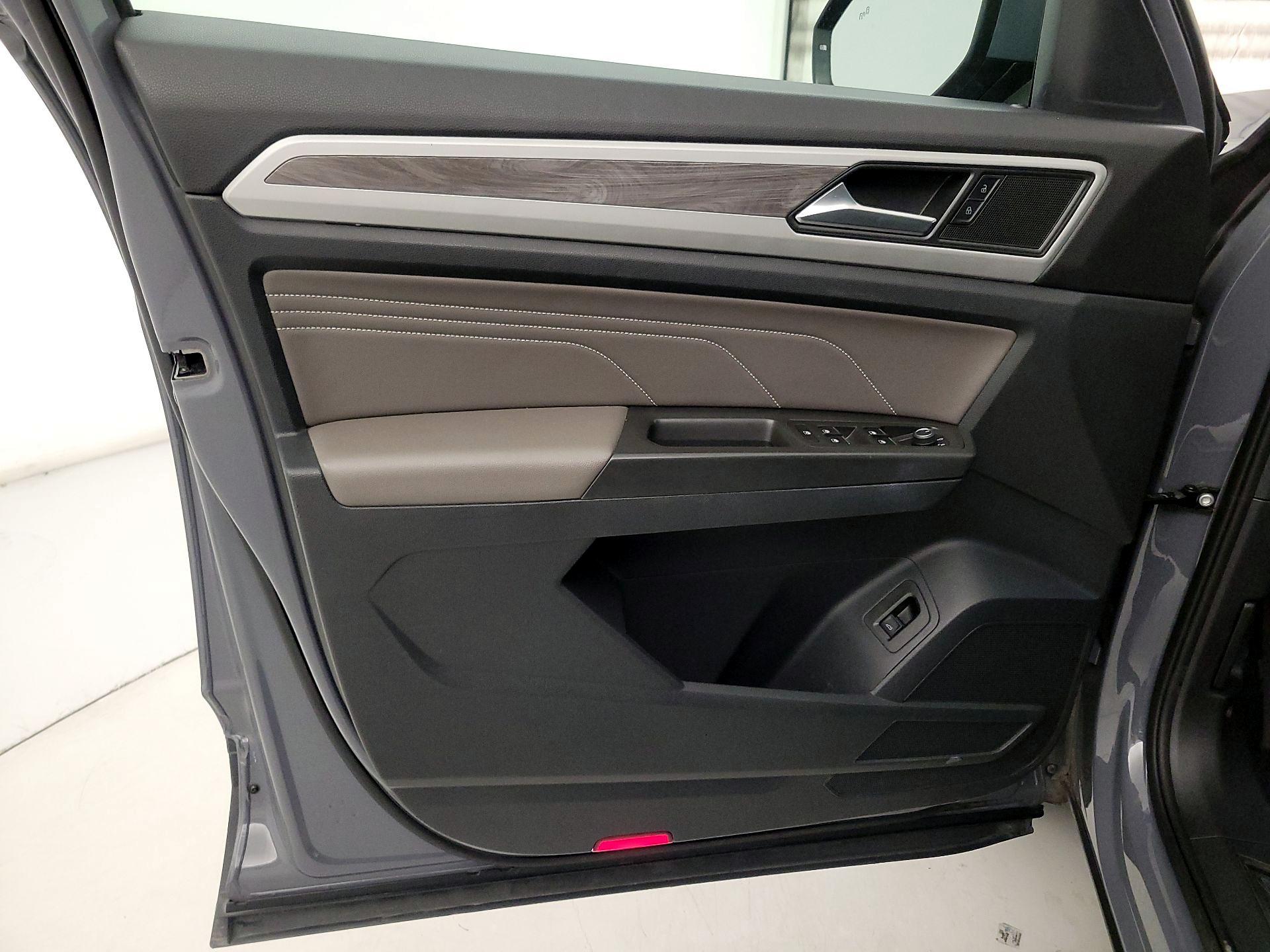 Thumbnail: 2022 Volkswagen Atlas - 12