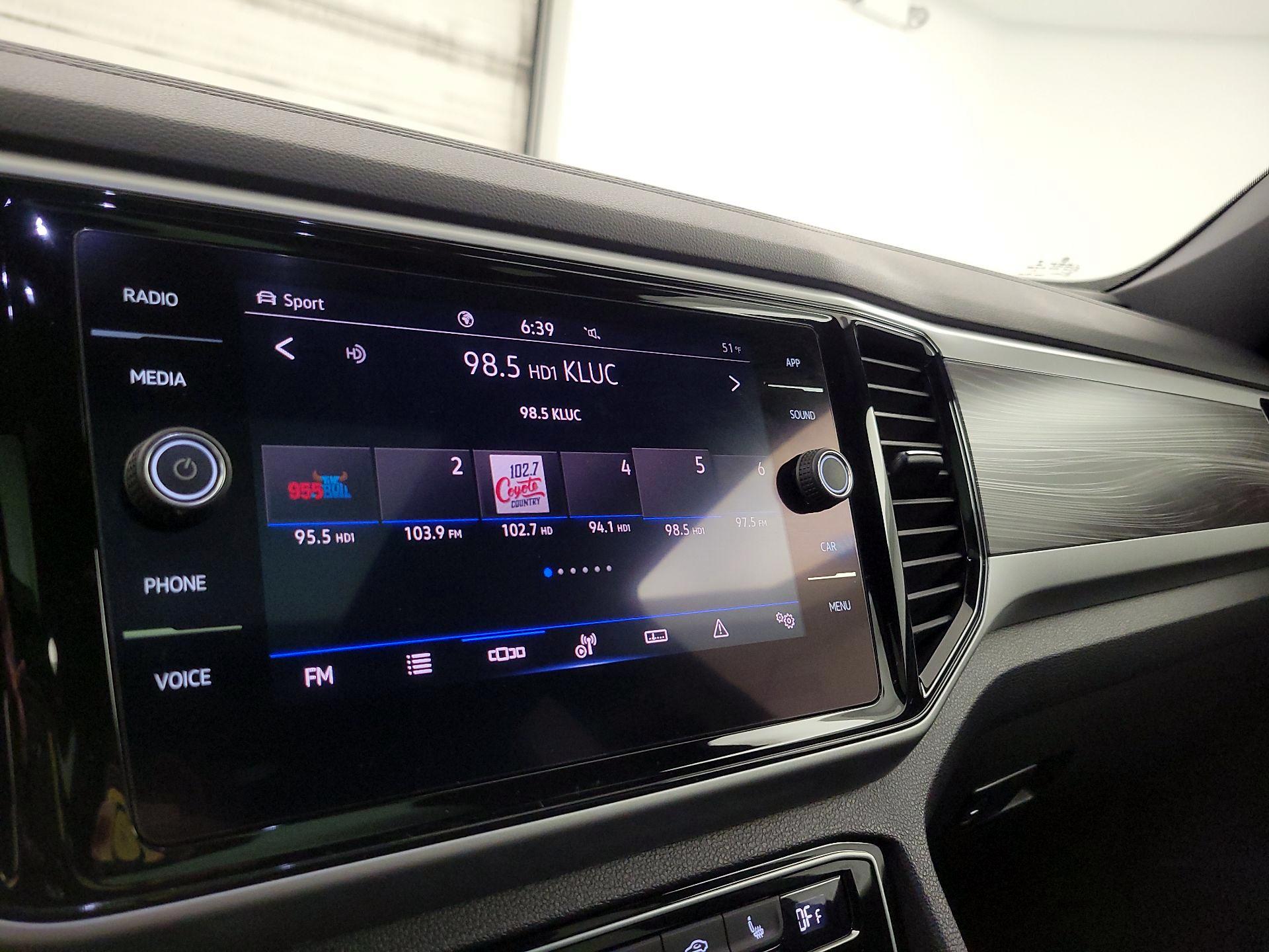 Thumbnail: 2022 Volkswagen Atlas - 15