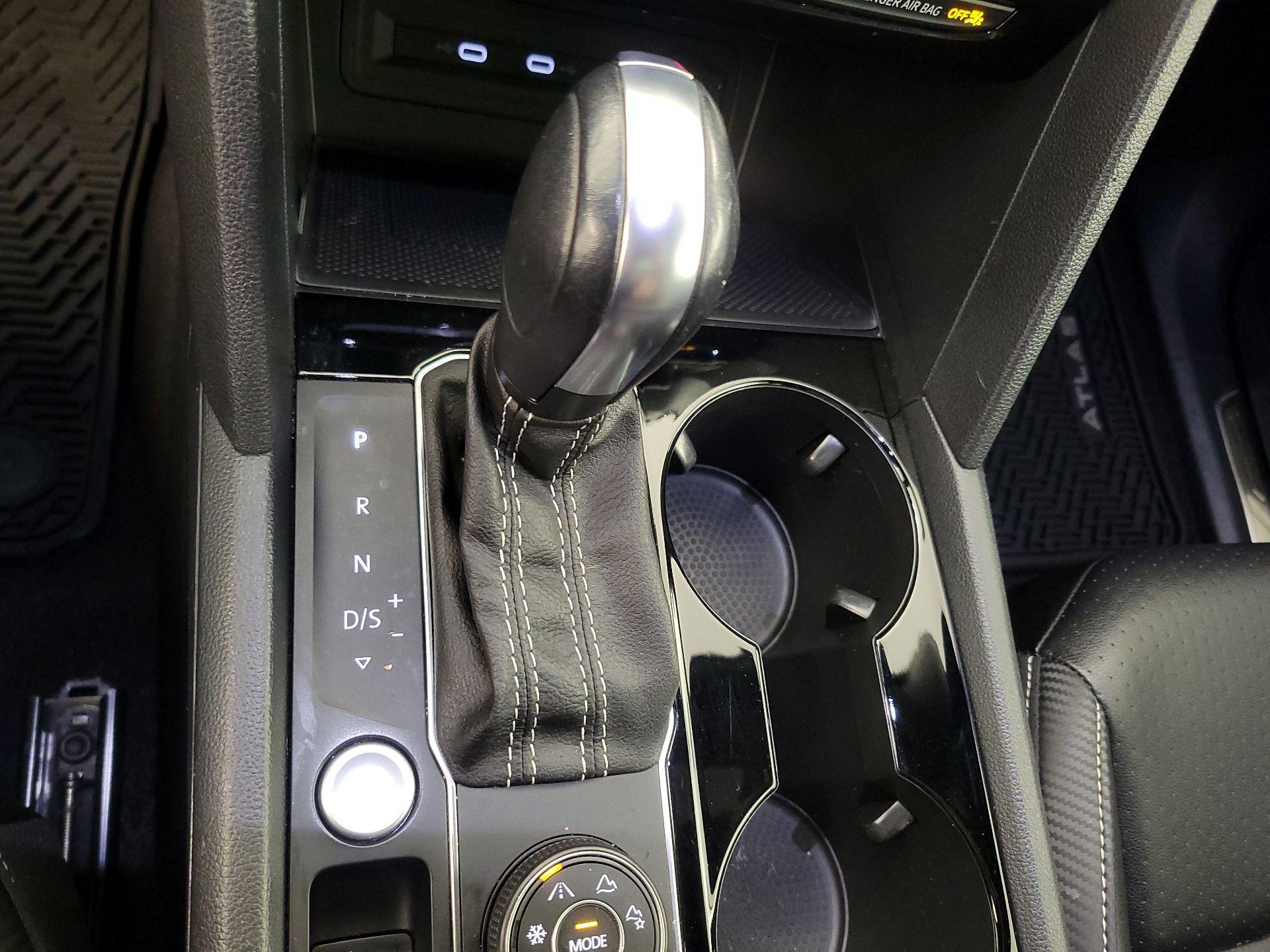 Thumbnail: 2022 Volkswagen Atlas - 17