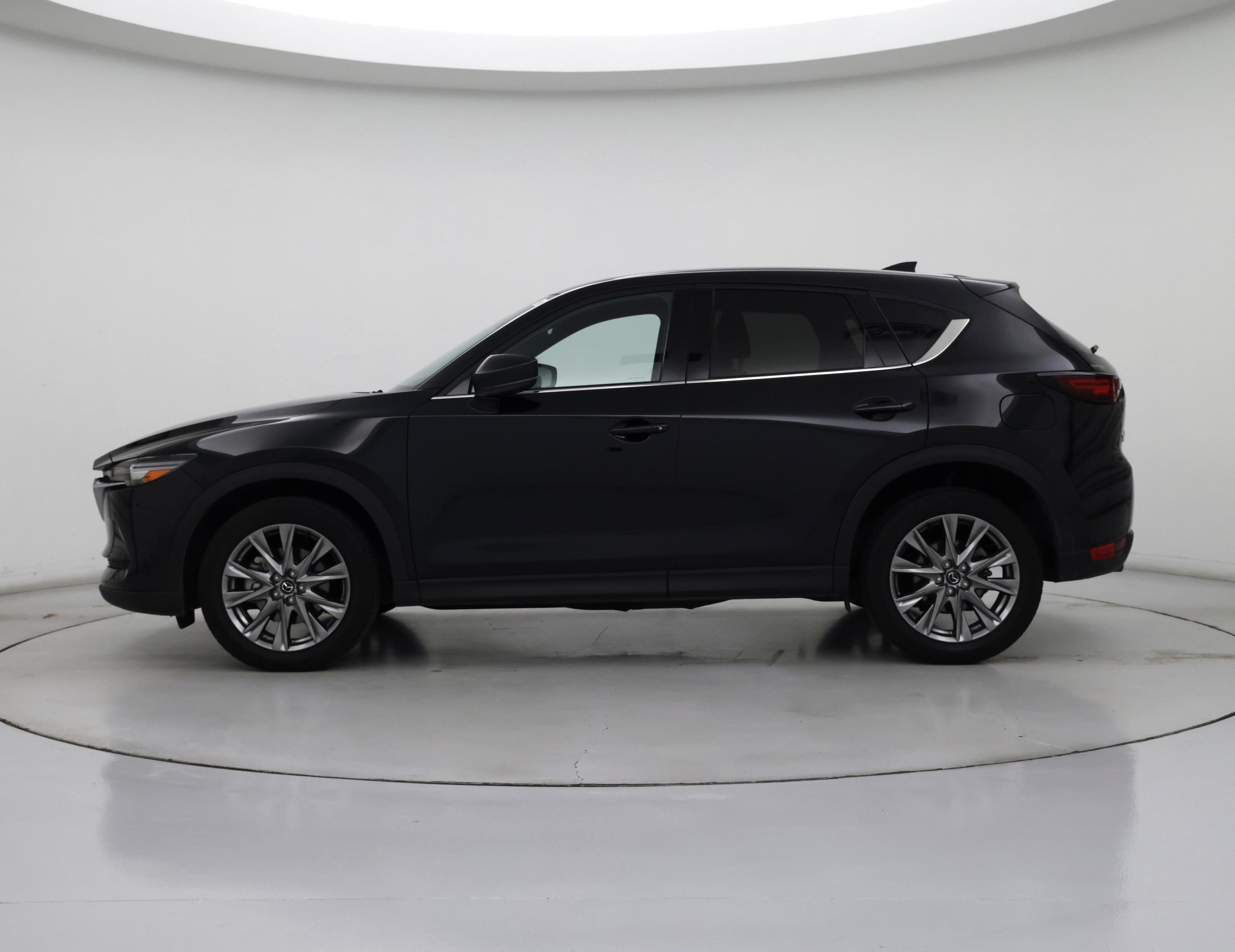 Thumbnail: 2021 Mazda CX-5 - 3
