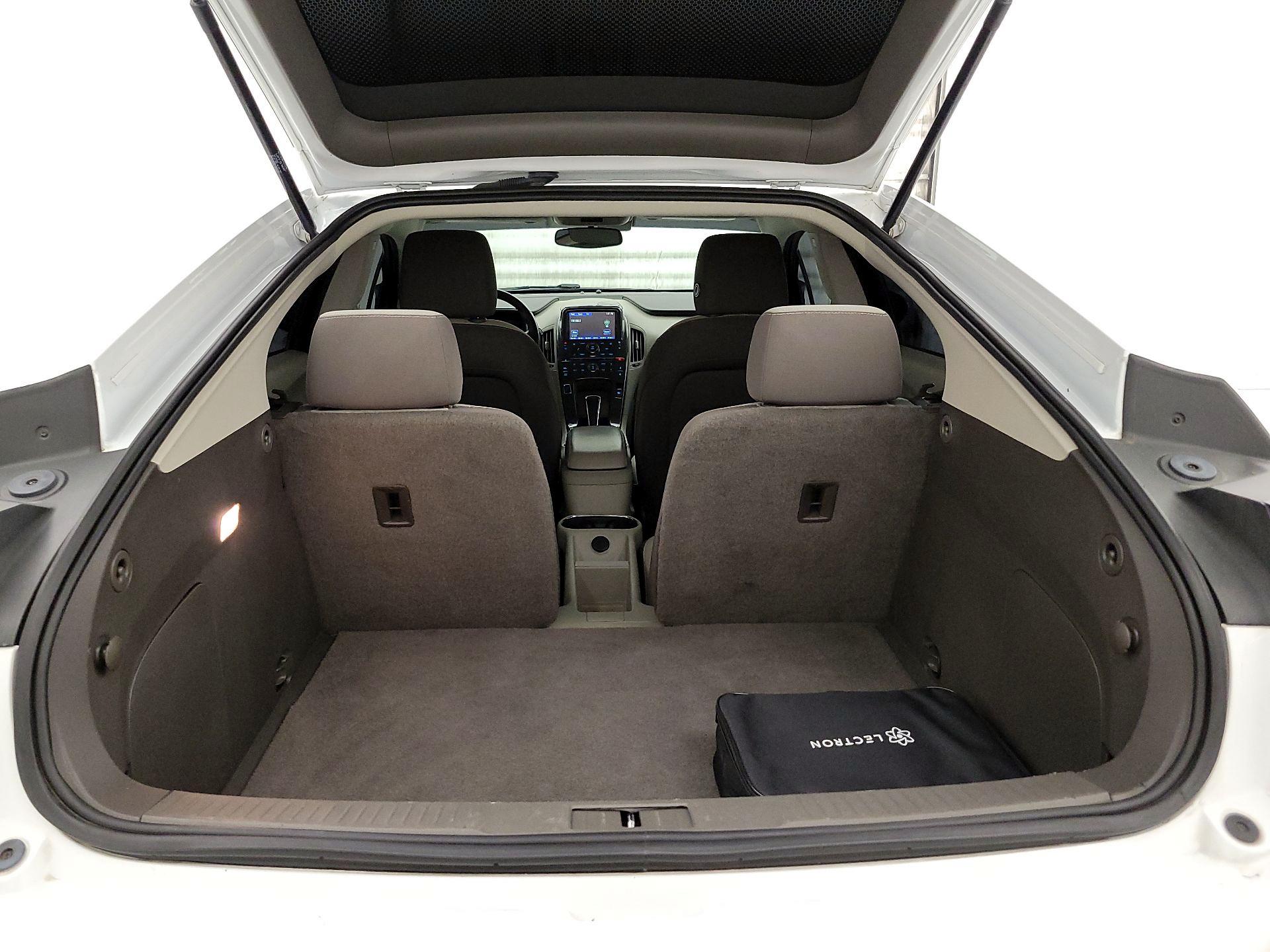 Thumbnail: 2015 Chevrolet Volt - 19