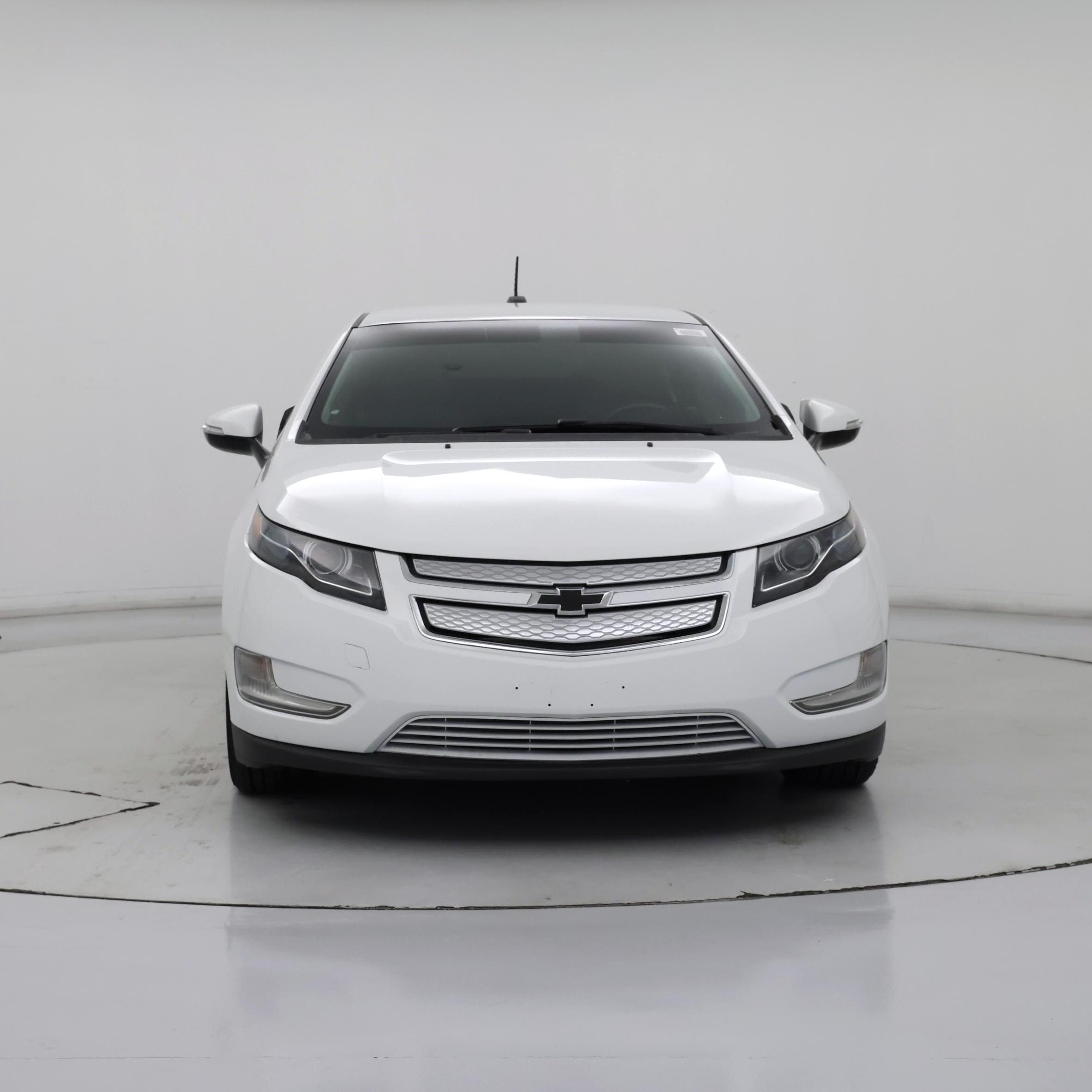 Thumbnail: 2015 Chevrolet Volt - 5