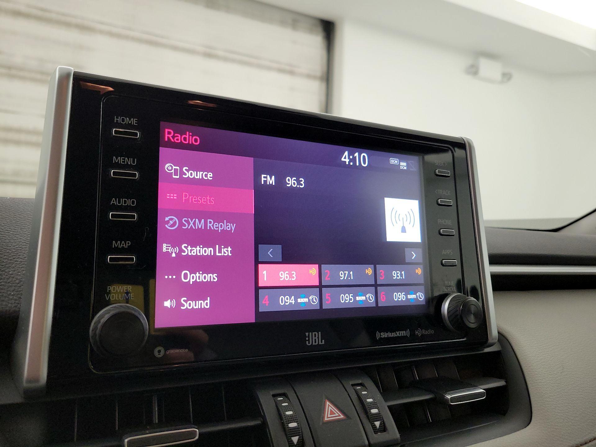 Thumbnail: 2021 Toyota RAV4 - 15