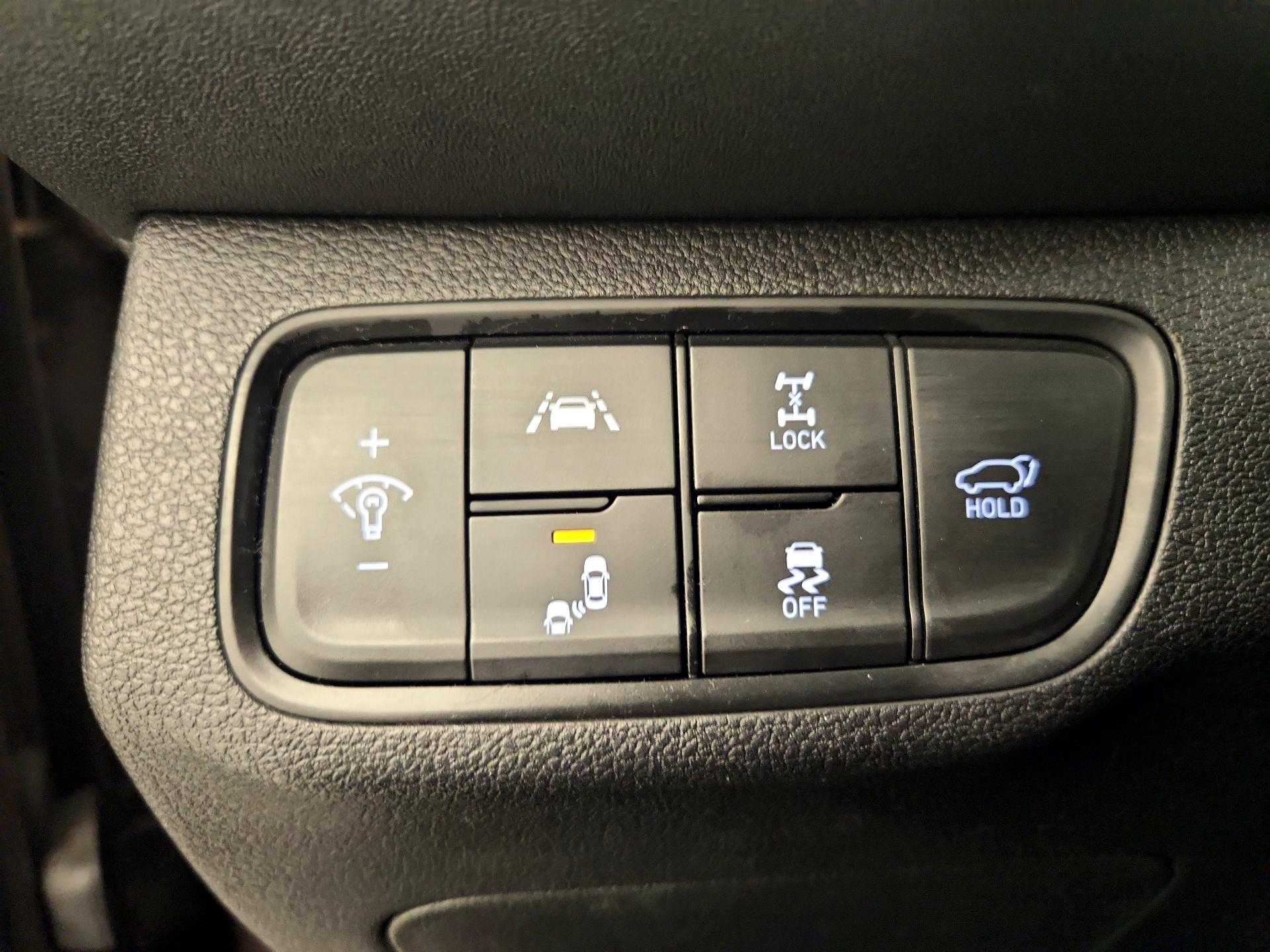 Thumbnail: 2019 Hyundai Santa Fe - 13