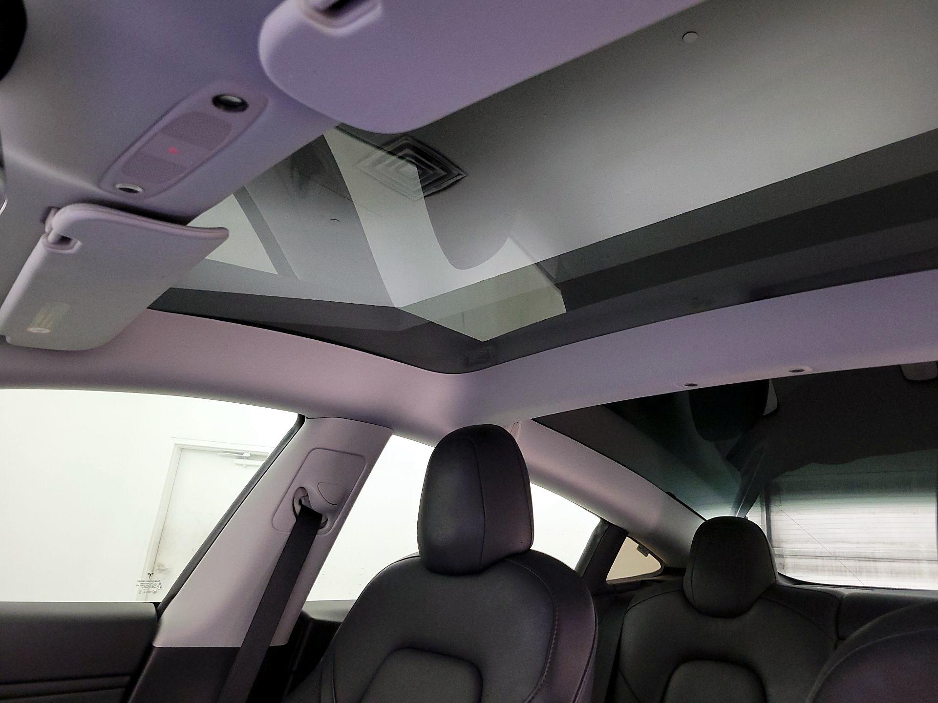 Thumbnail: 2021 Tesla Model 3 - 18