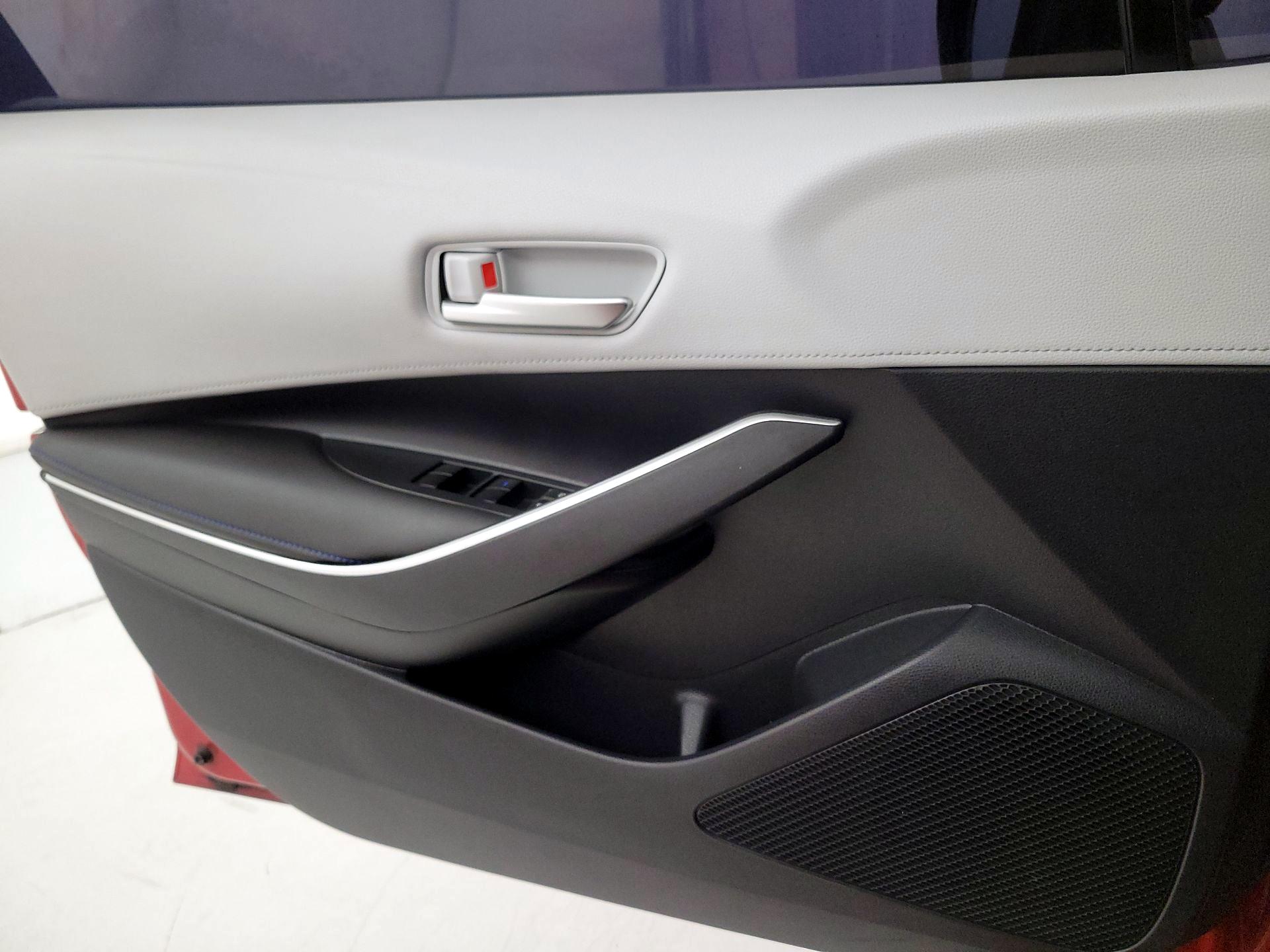 Thumbnail: 2020 Toyota Corolla - 12