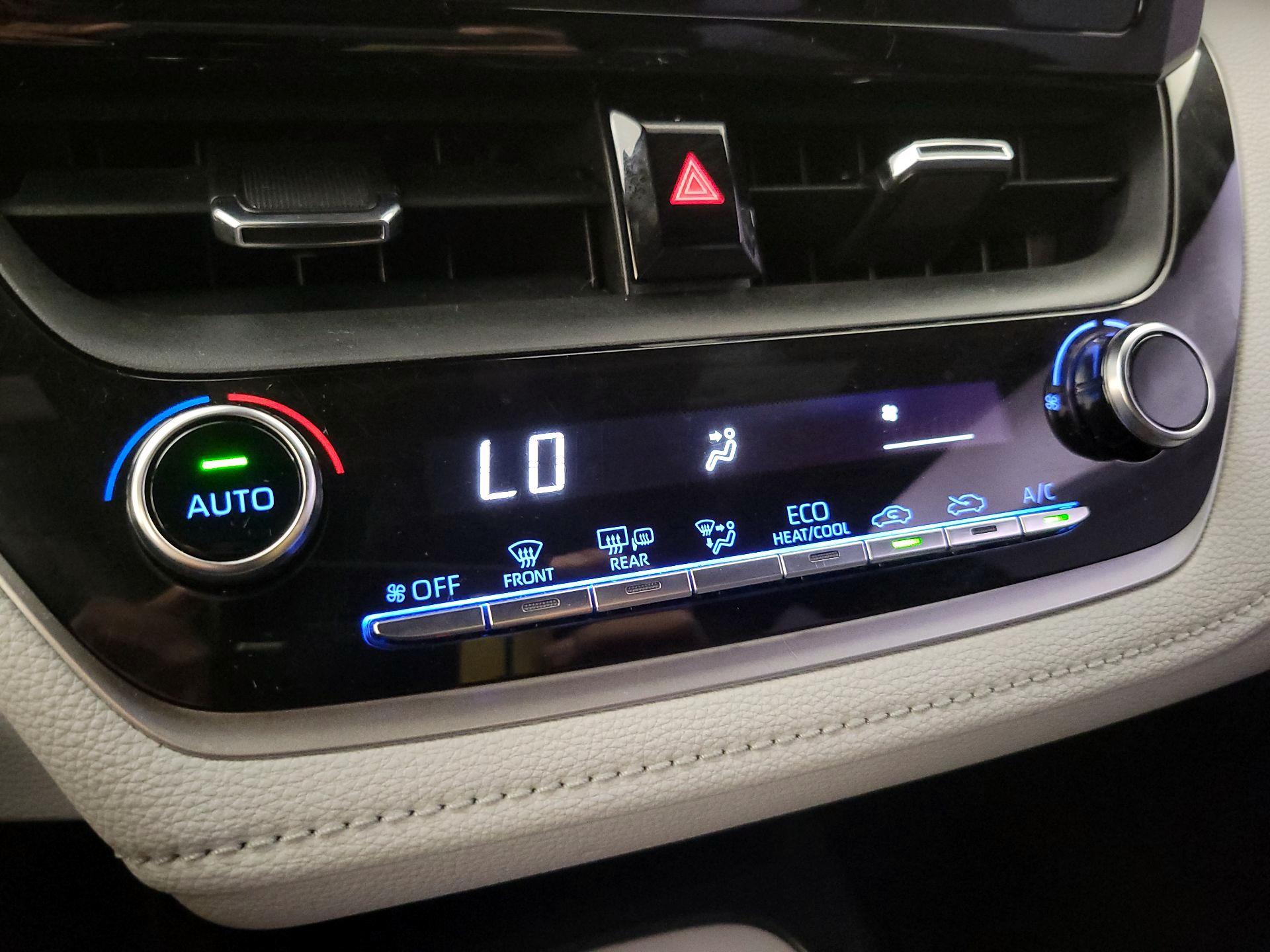 Thumbnail: 2020 Toyota Corolla - 16