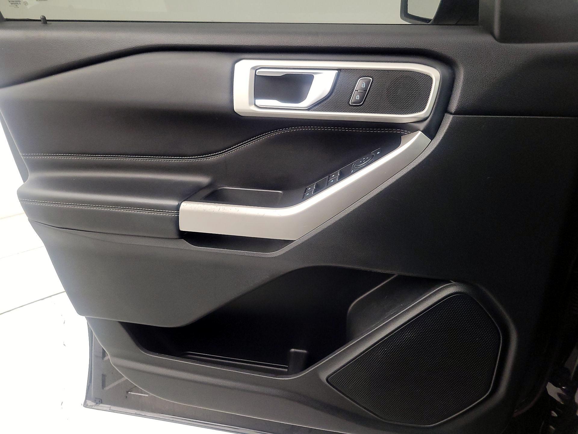 Thumbnail: 2022 Ford Explorer - 12