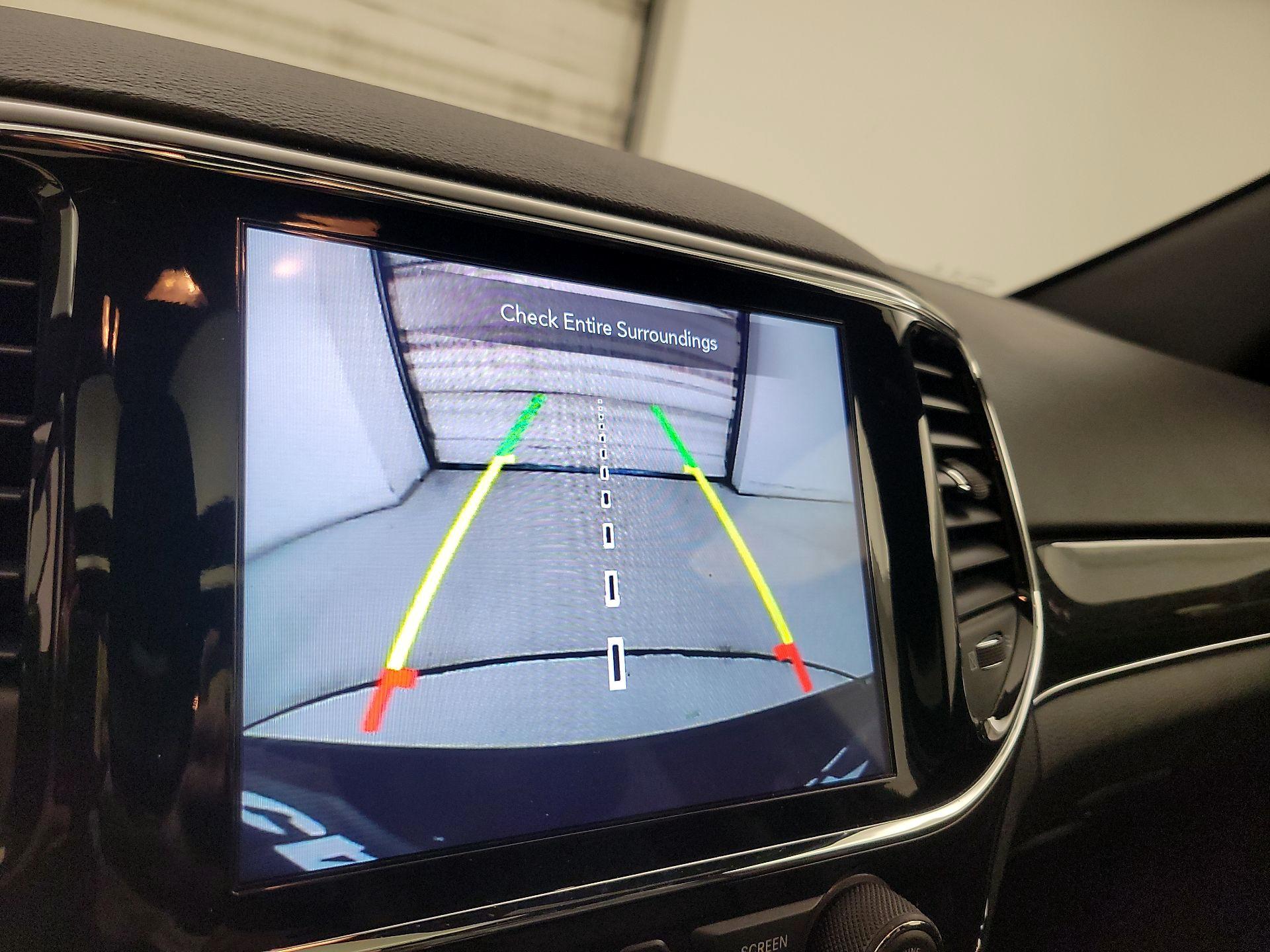 Thumbnail: 2021 Jeep Grand Cherokee - 15