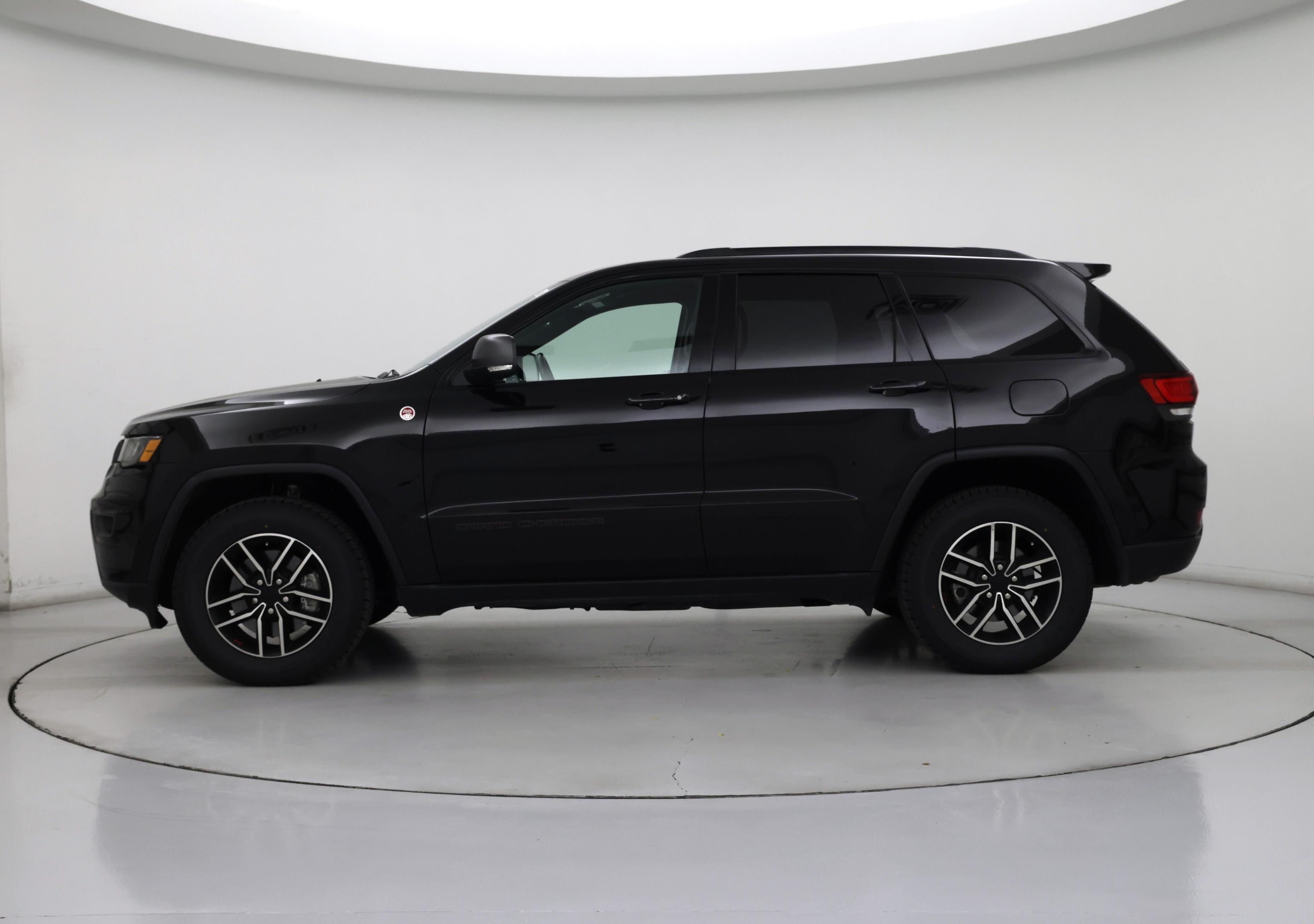 Thumbnail: 2021 Jeep Grand Cherokee - 3