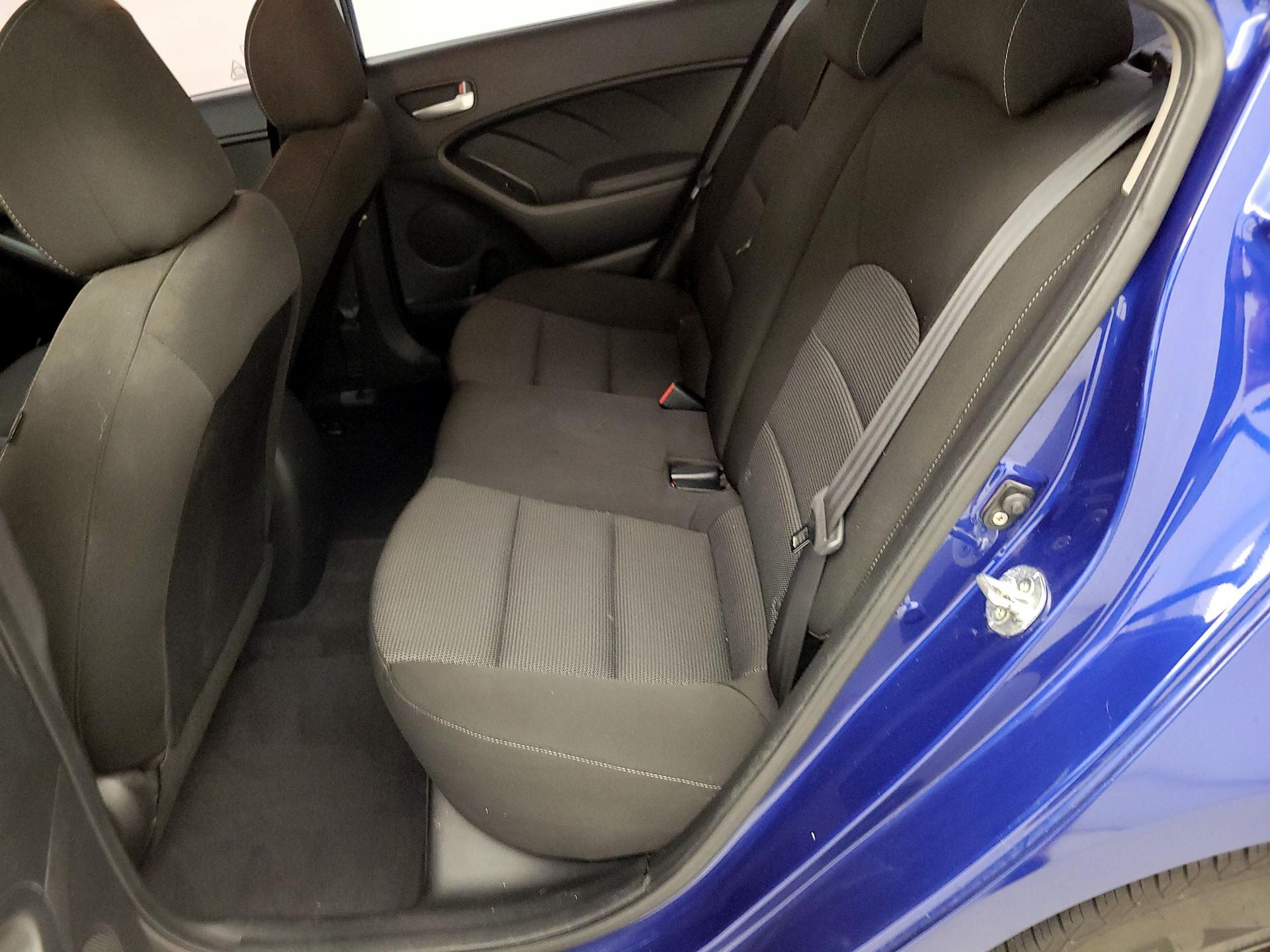 Thumbnail: 2017 Kia Forte - 18