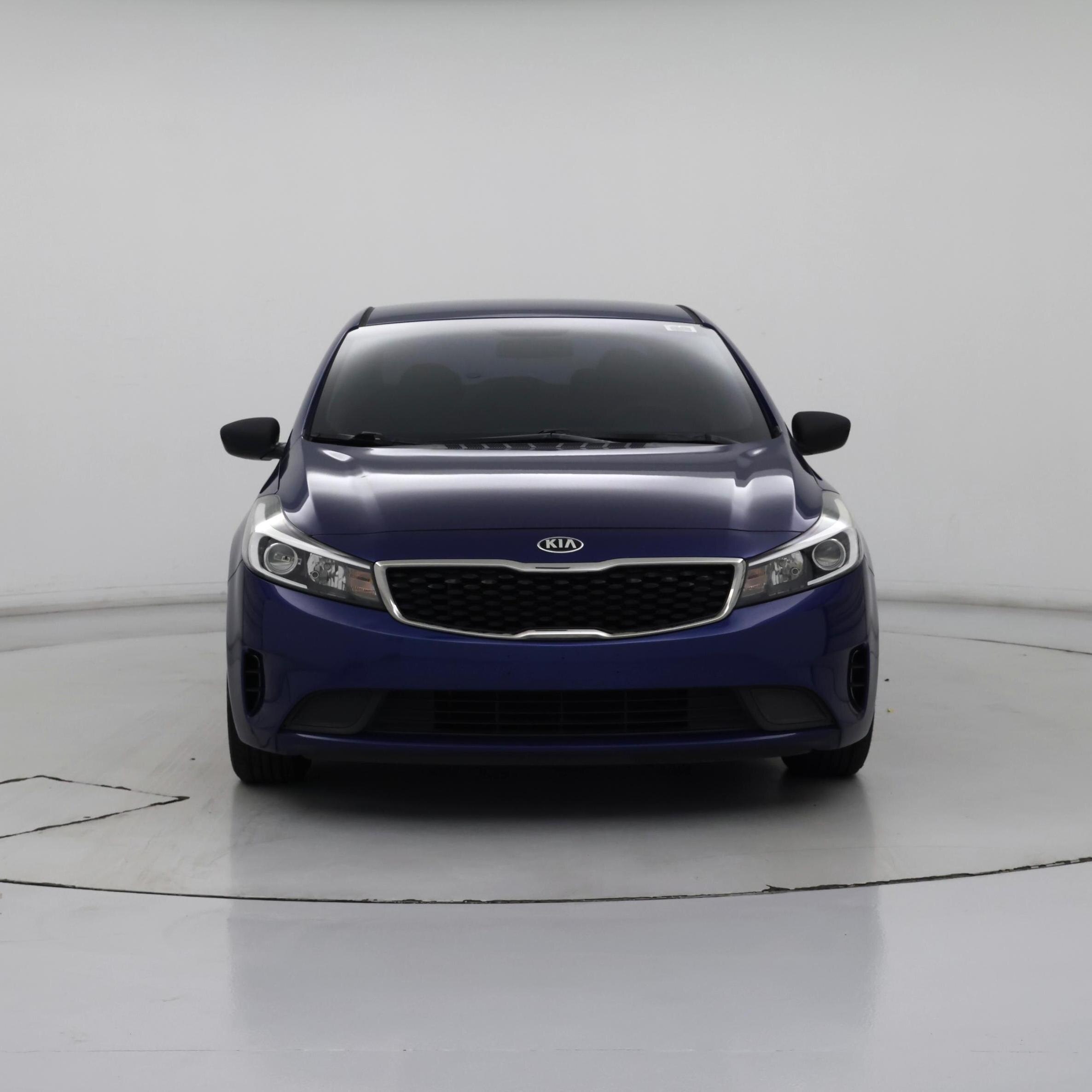Thumbnail: 2017 Kia Forte - 5