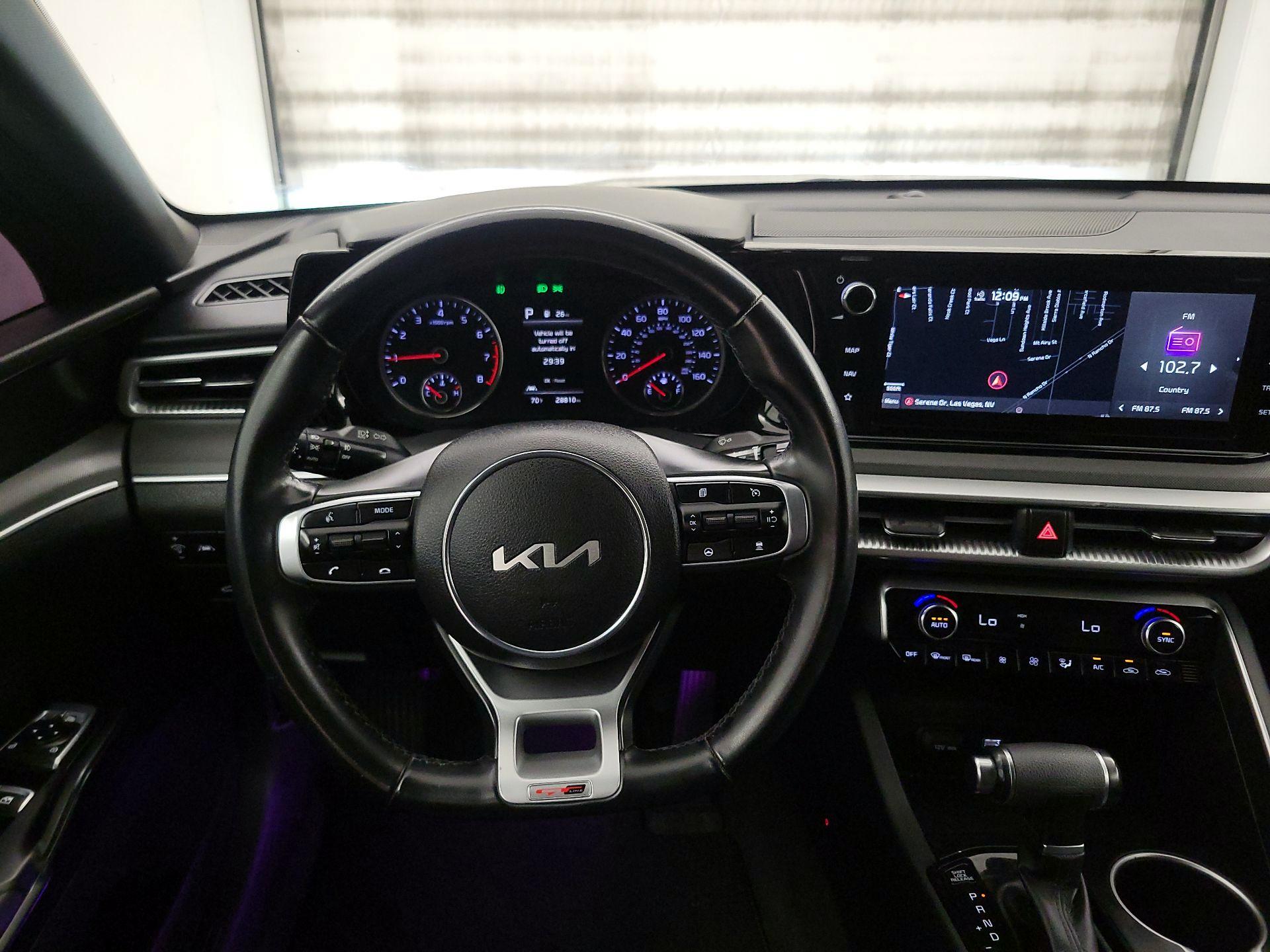 Thumbnail: 2022 Kia K5 - 10