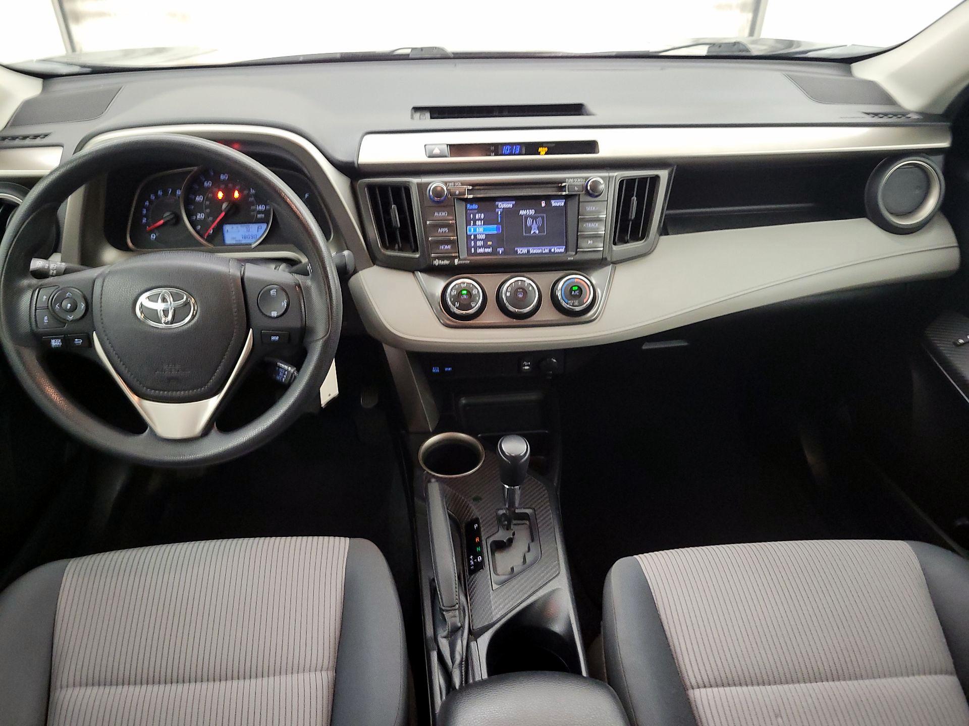 Thumbnail: 2015 Toyota RAV4 - 9