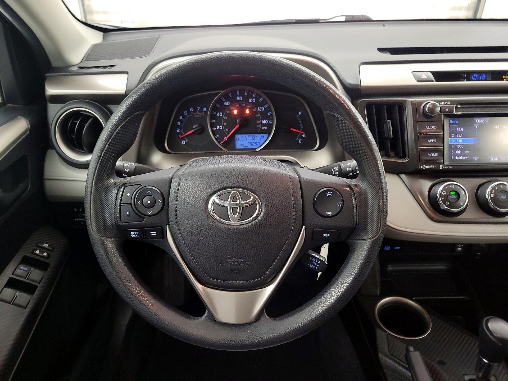 Thumbnail: 2015 Toyota RAV4 - 10