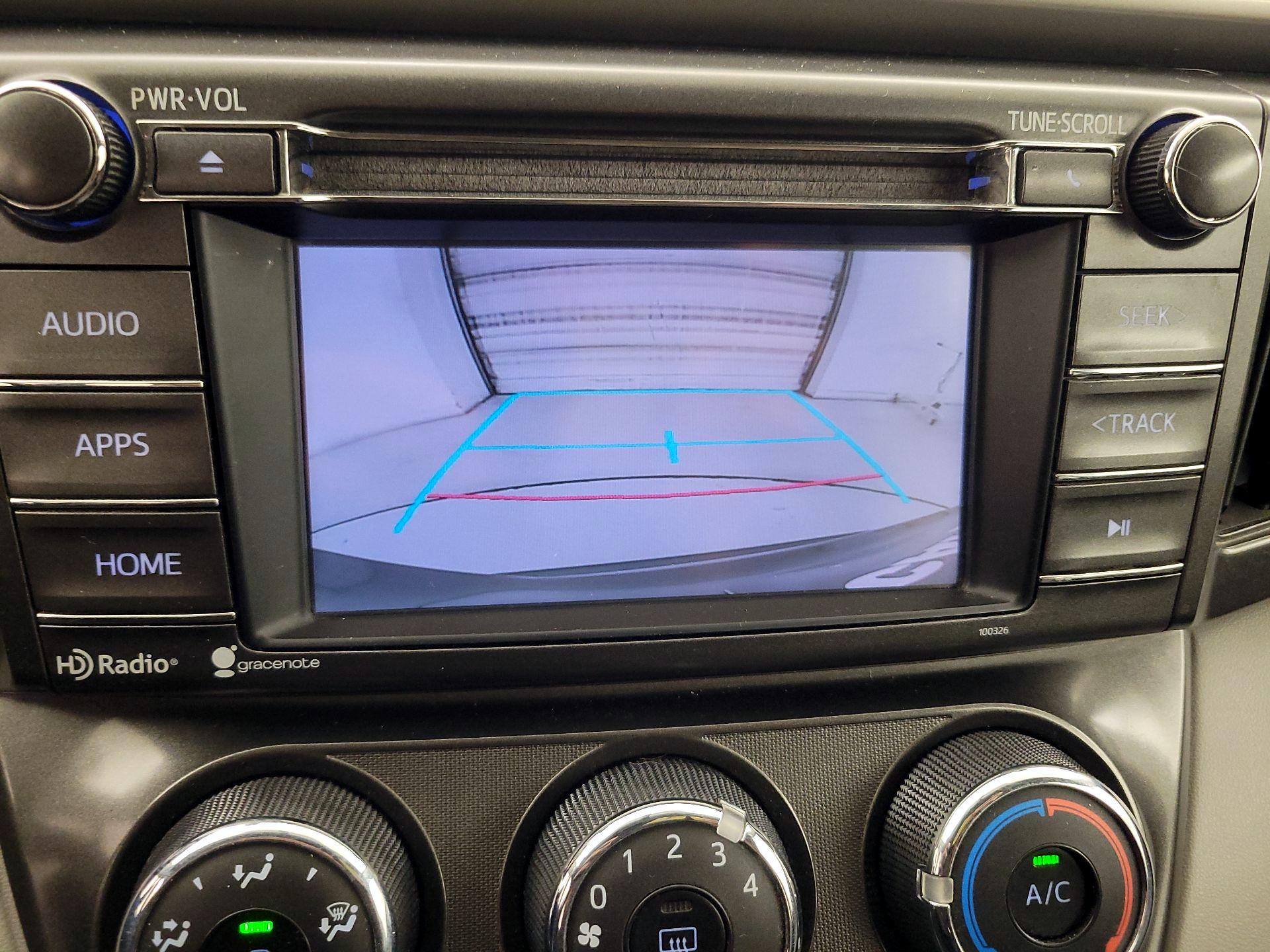 Thumbnail: 2015 Toyota RAV4 - 14