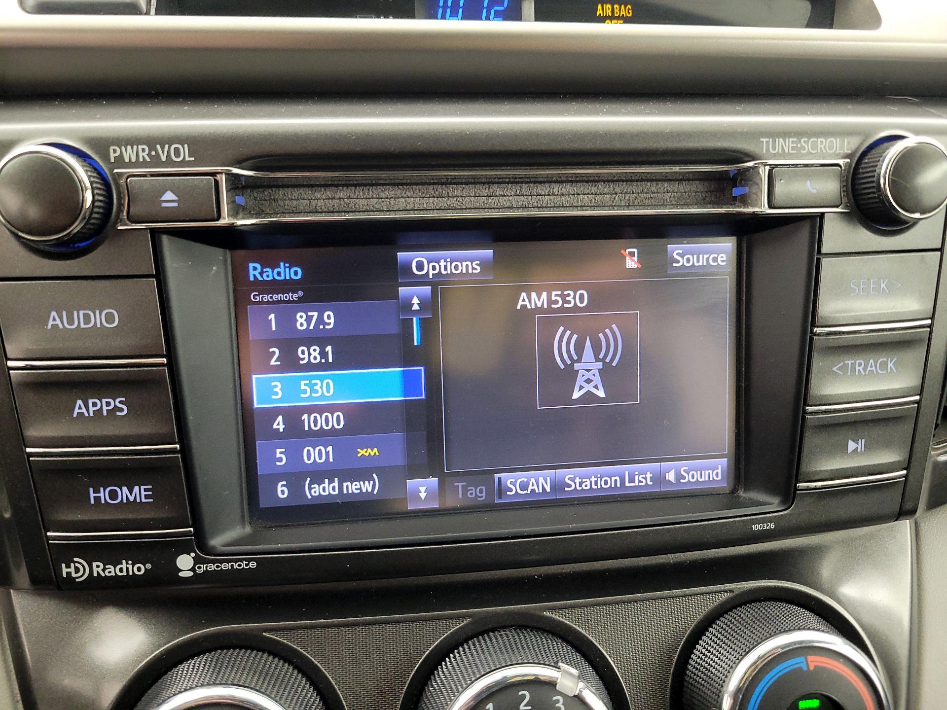 Thumbnail: 2015 Toyota RAV4 - 15