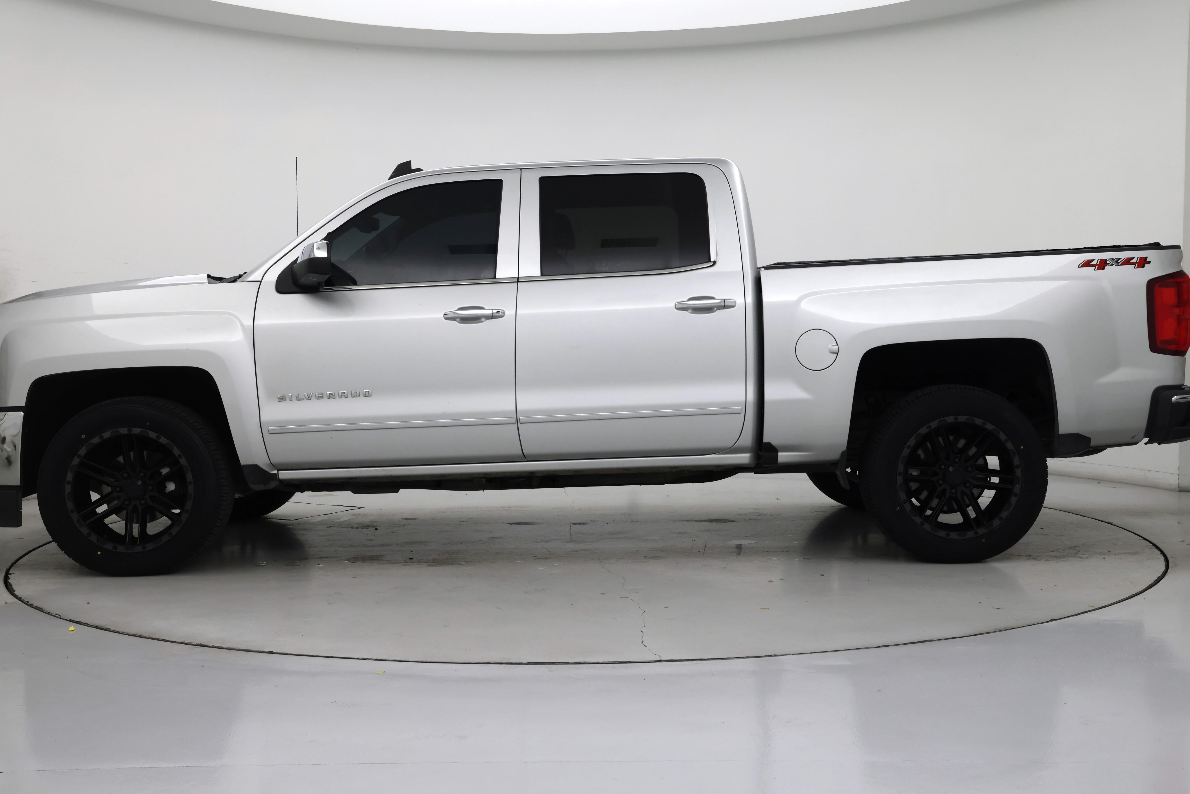 Thumbnail: 2018 Chevrolet Silverado 1500 - 3