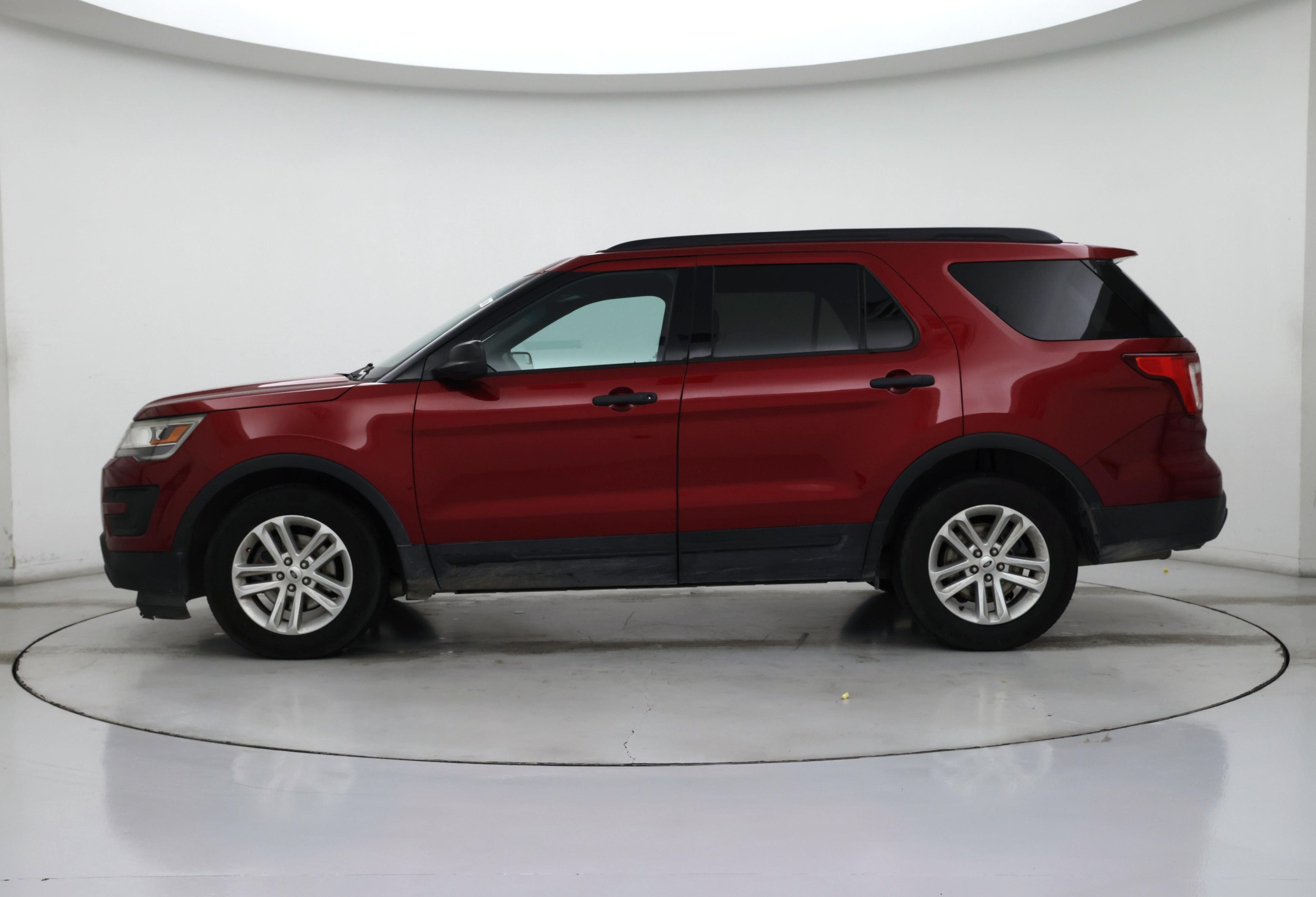 Thumbnail: 2016 Ford Explorer - 3