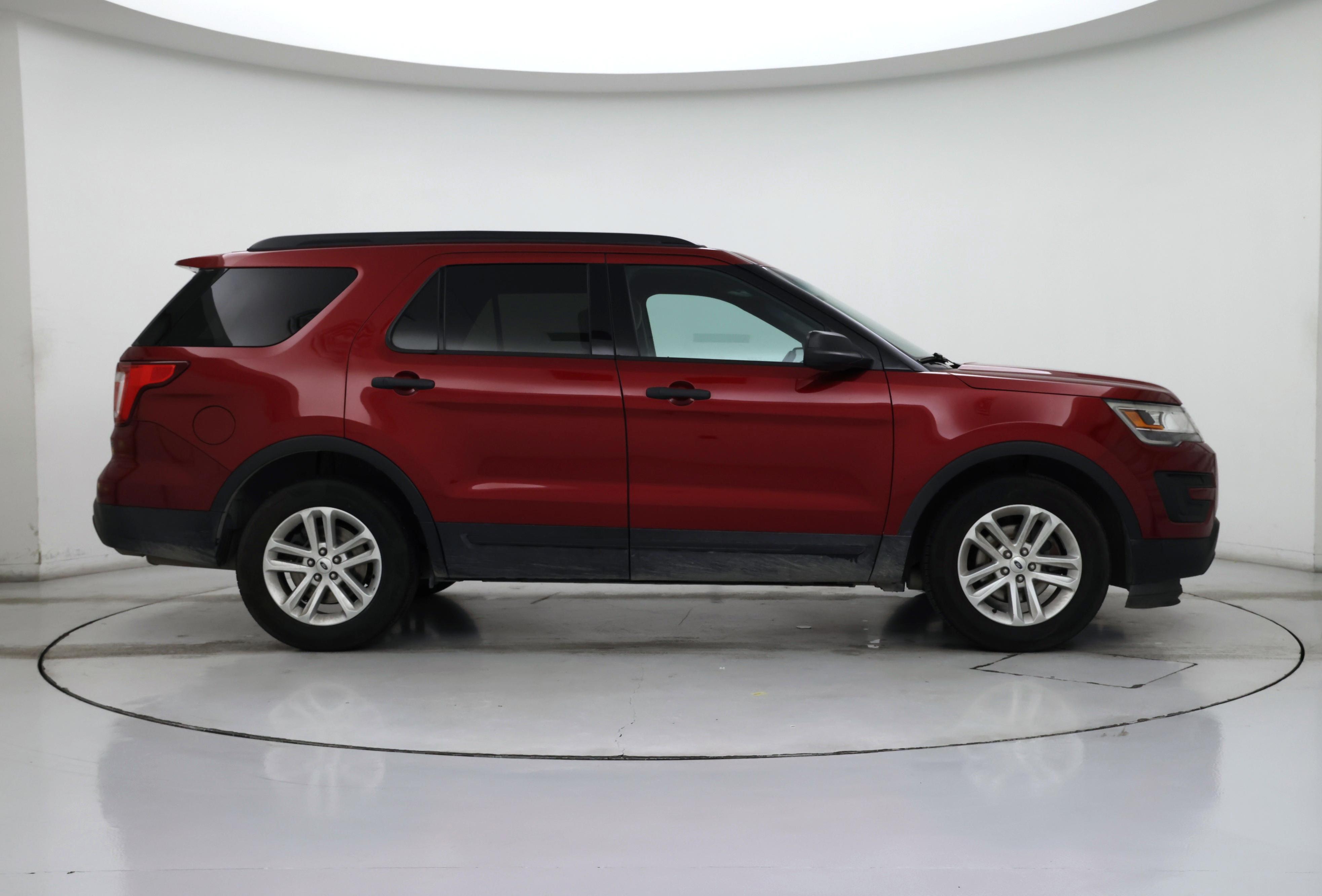 Thumbnail: 2016 Ford Explorer - 7