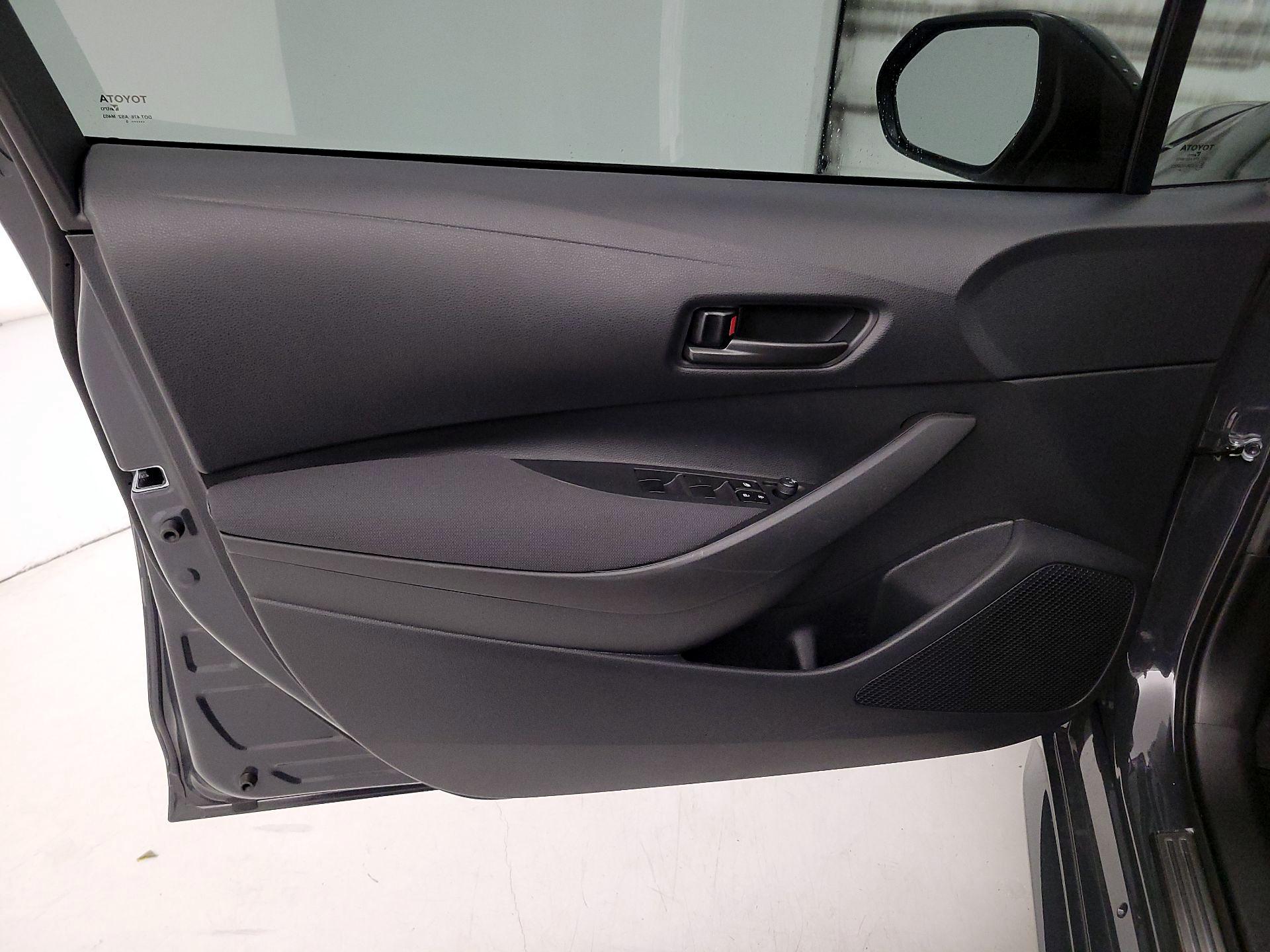 Thumbnail: 2025 Toyota Corolla - 12