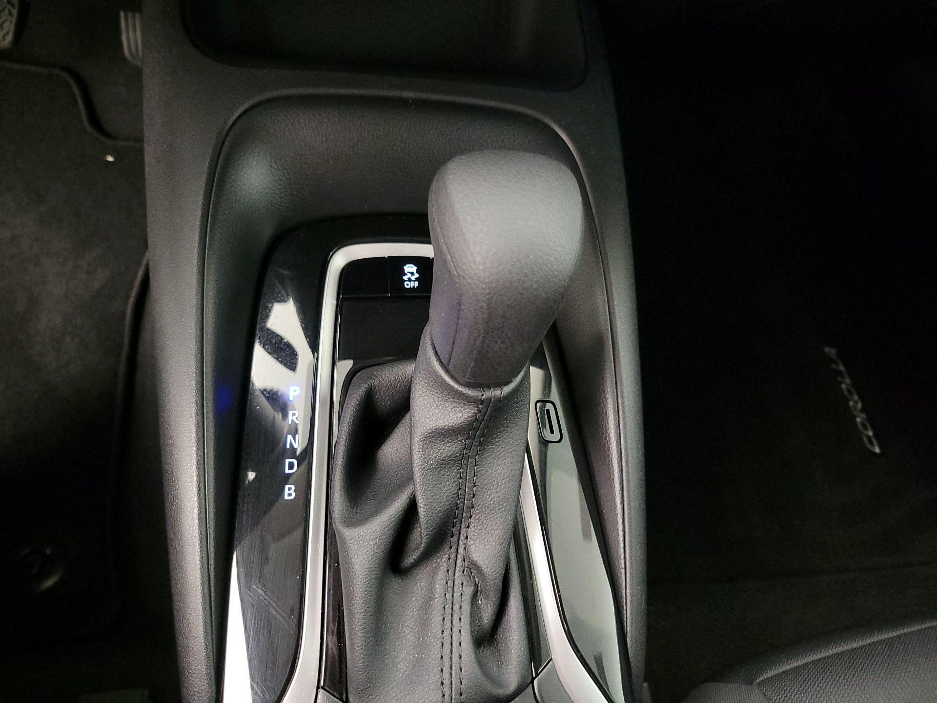 Thumbnail: 2025 Toyota Corolla - 17