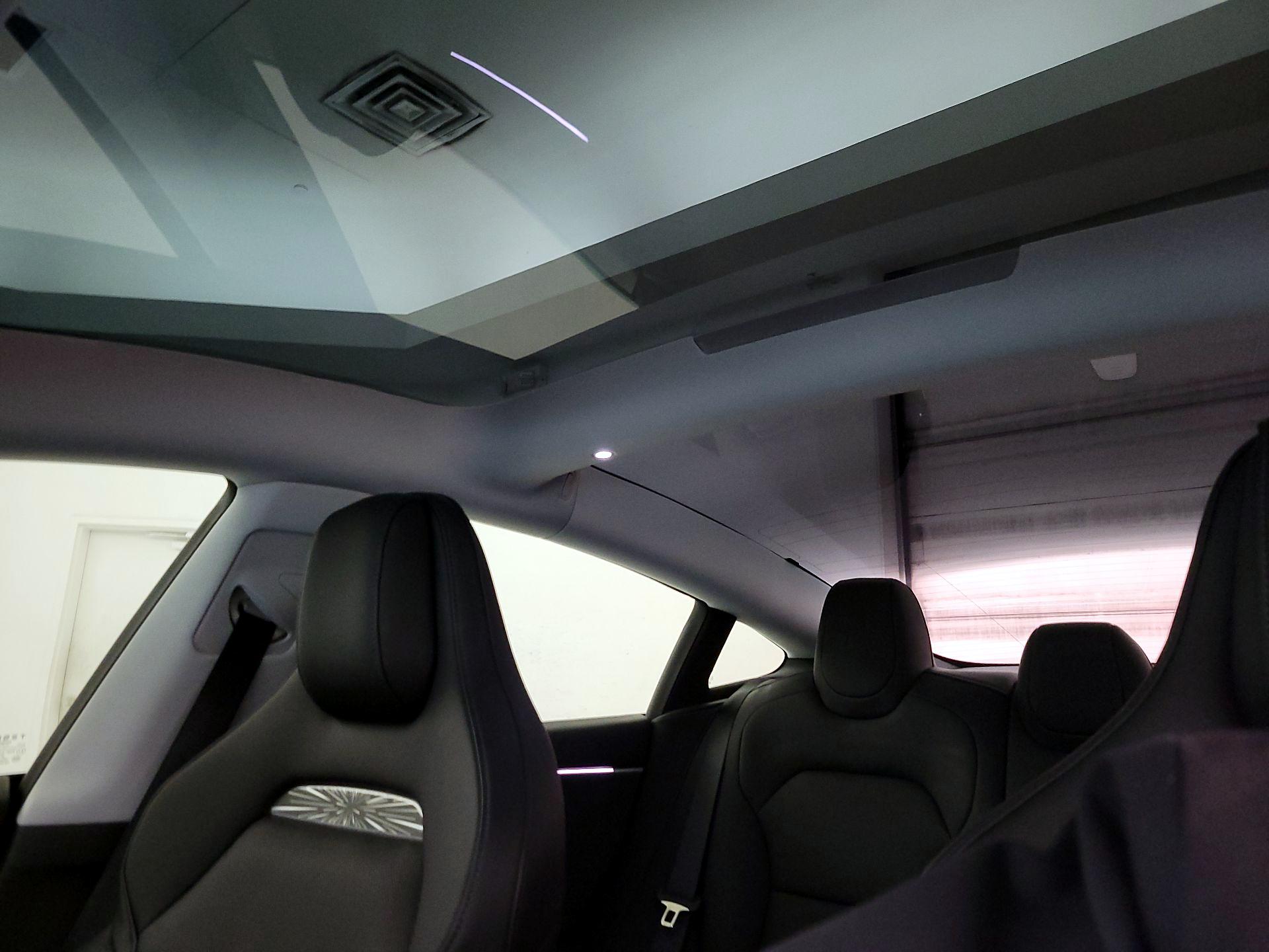 Thumbnail: 2025 Tesla Model 3 - 18