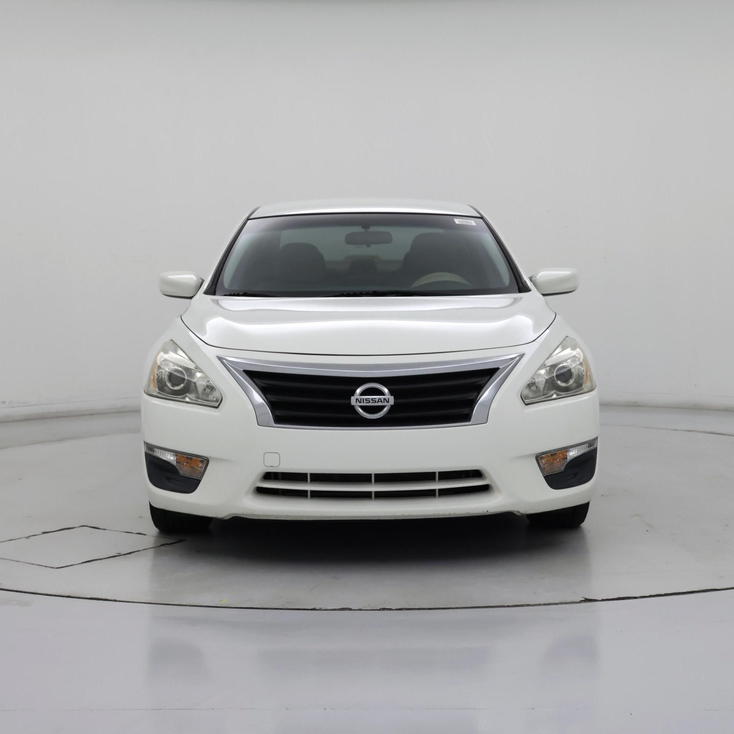 Thumbnail: 2015 Nissan Altima - 5
