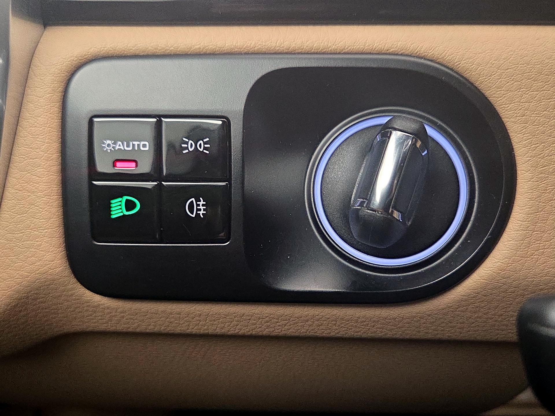 Thumbnail: 2020 Porsche Cayenne - 13