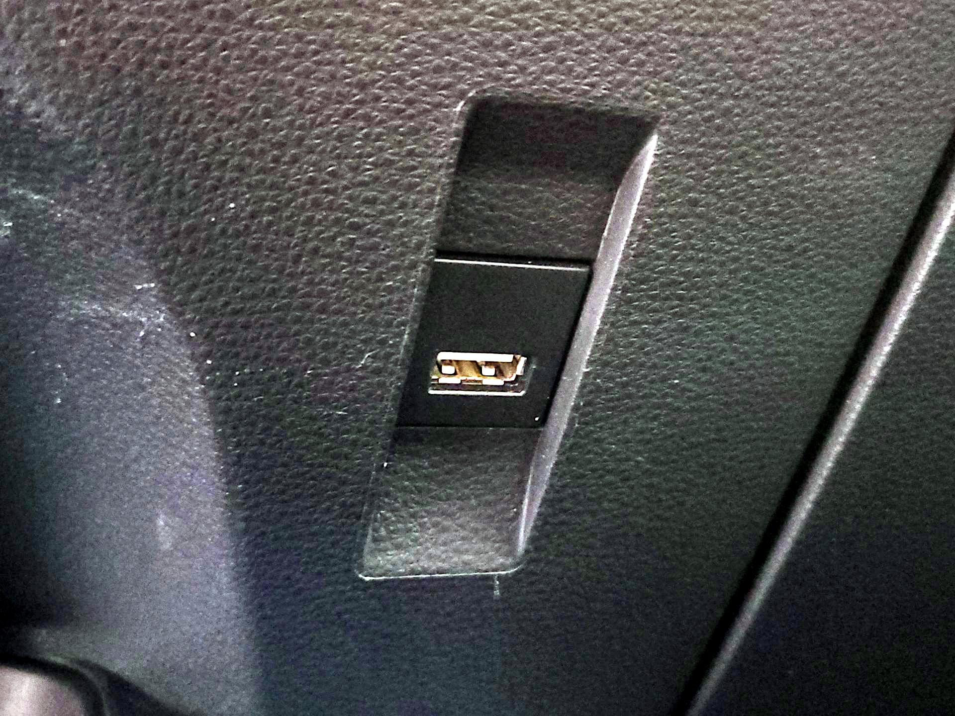 Thumbnail: 2022 Toyota Corolla - 18