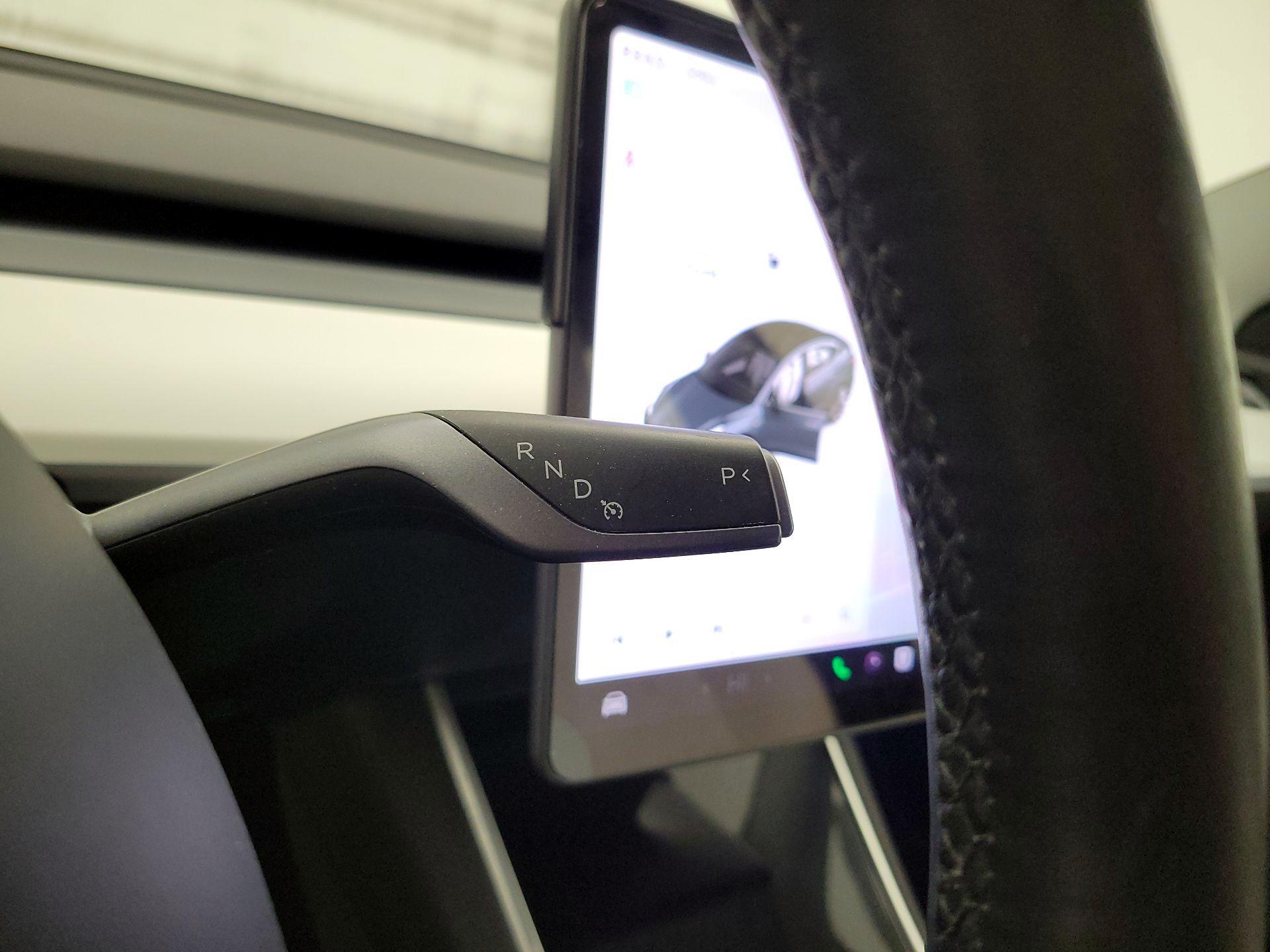 Thumbnail: 2019 Tesla Model 3 - 17