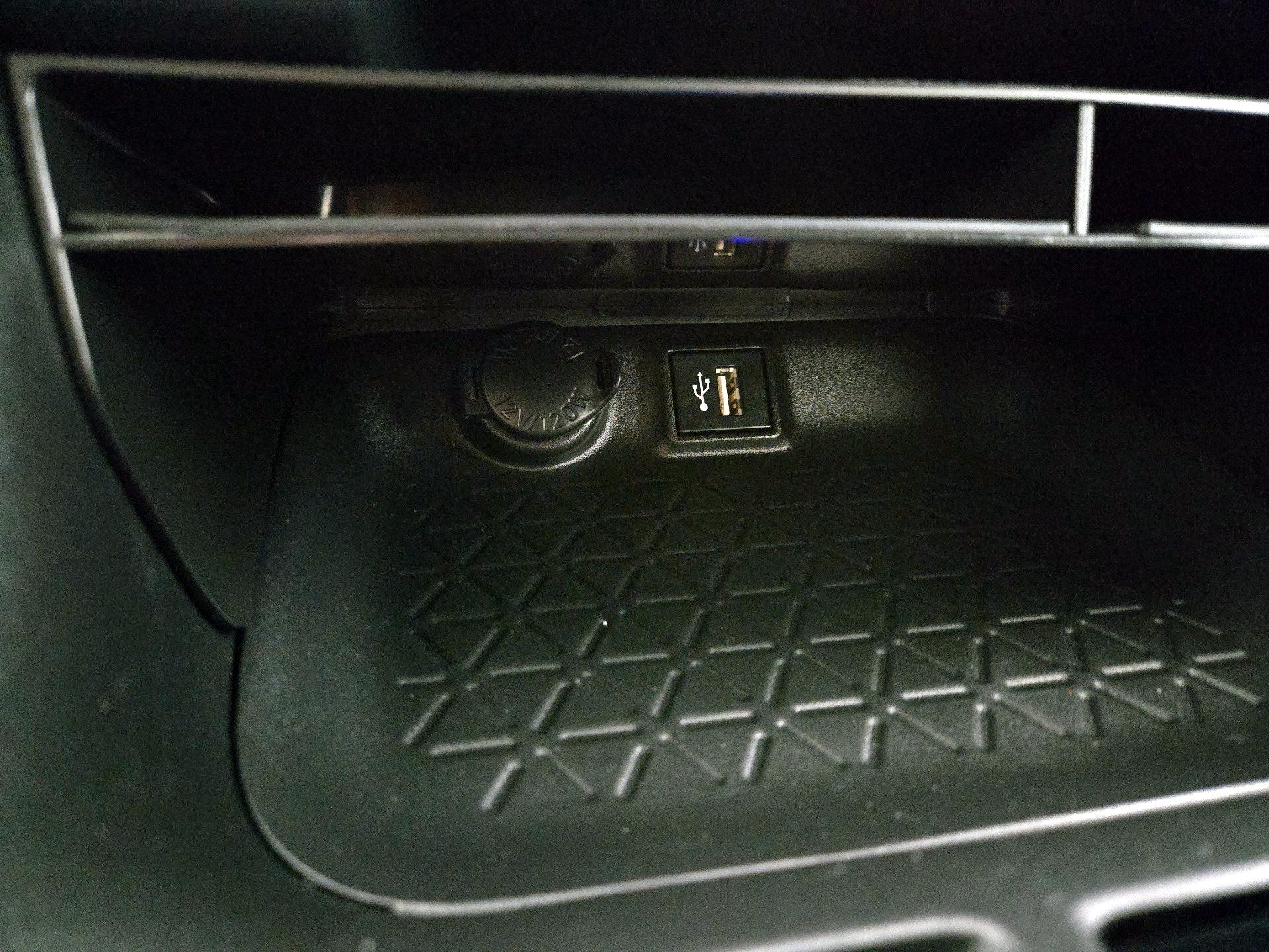 Thumbnail: 2023 Toyota RAV4 - 18