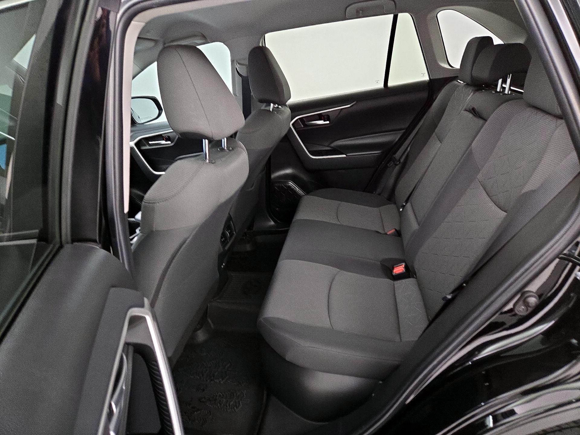 Thumbnail: 2023 Toyota RAV4 - 19