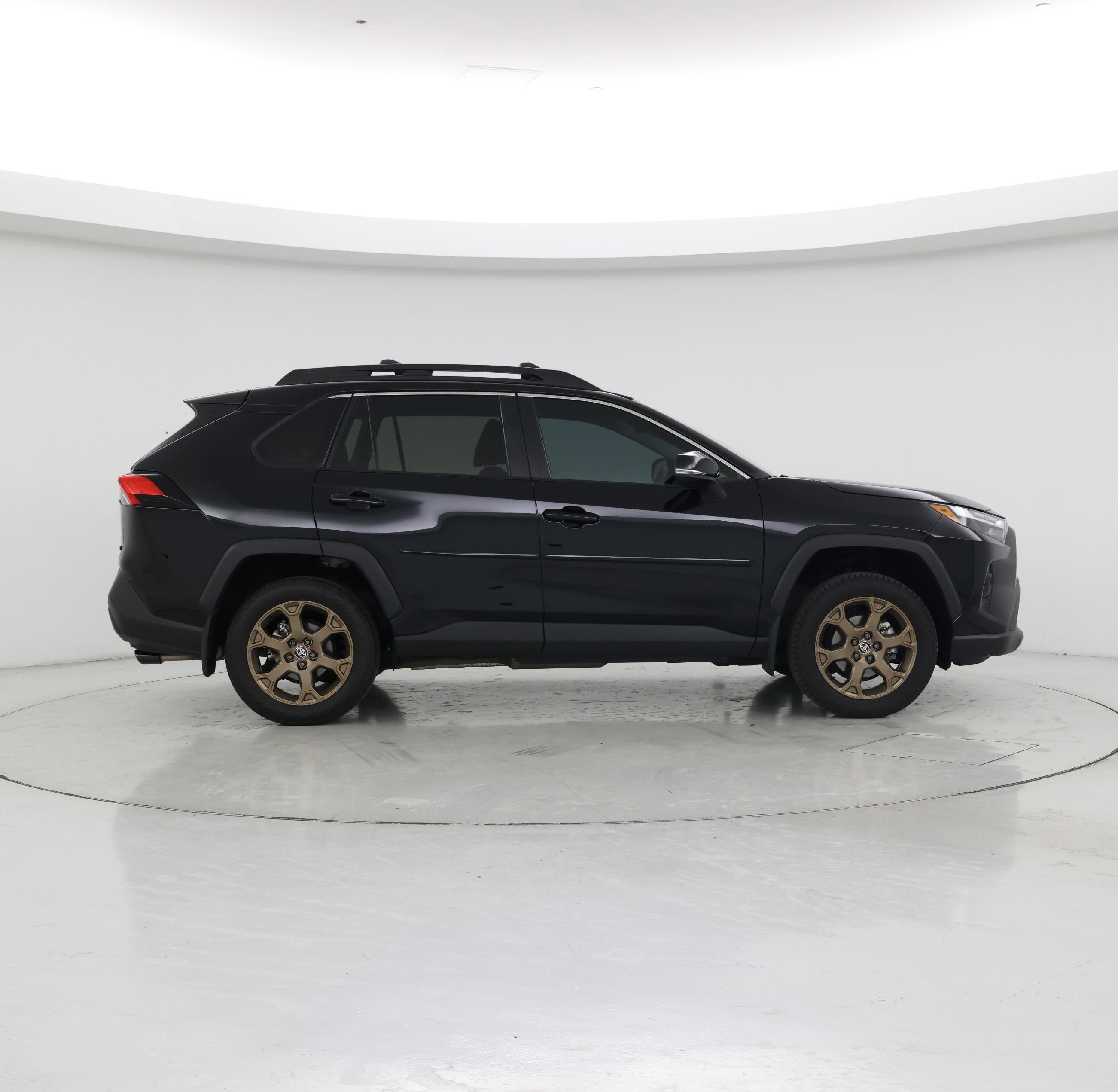 Thumbnail: 2023 Toyota RAV4 - 7