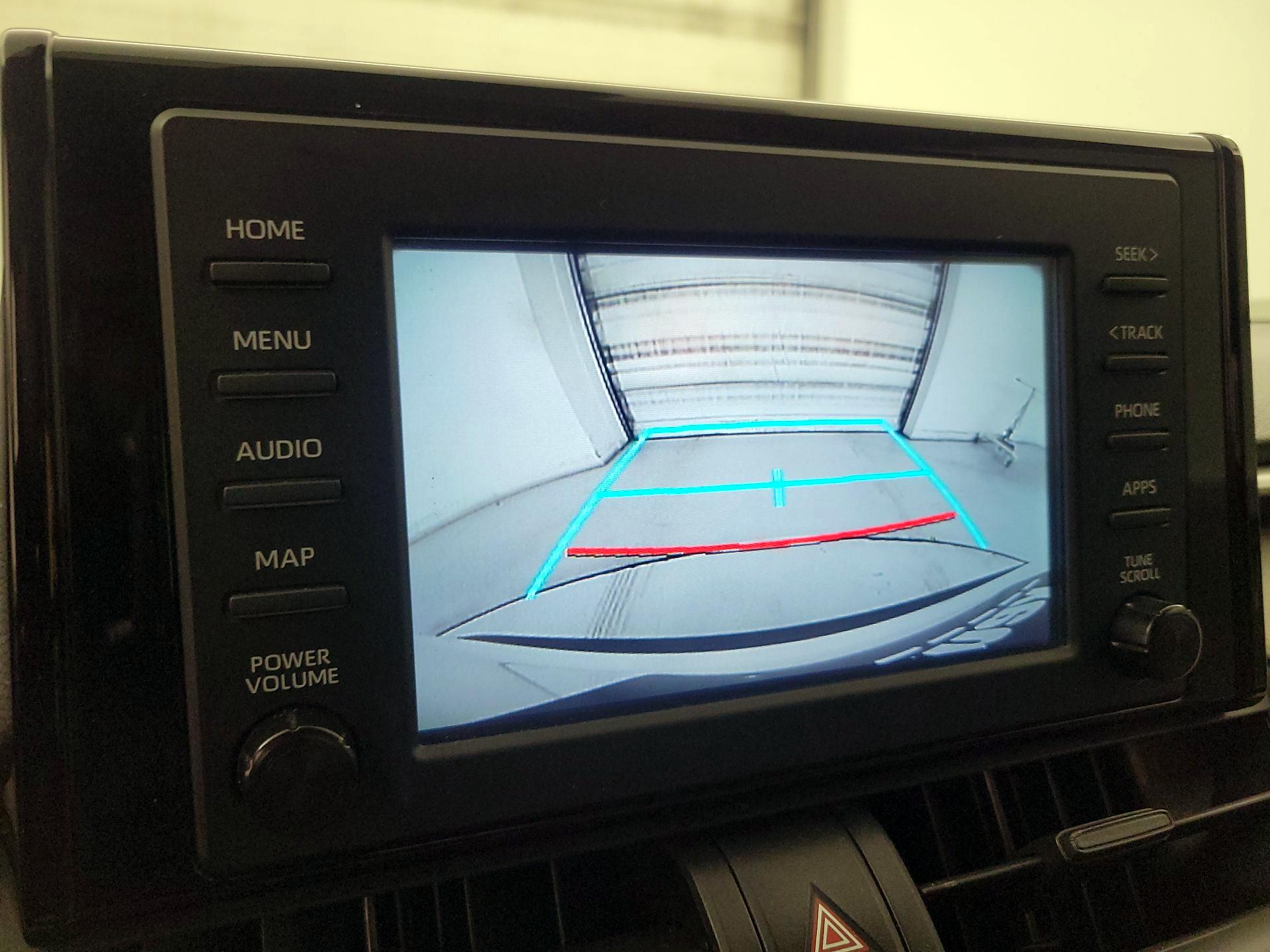 Thumbnail: 2019 Toyota RAV4 - 14