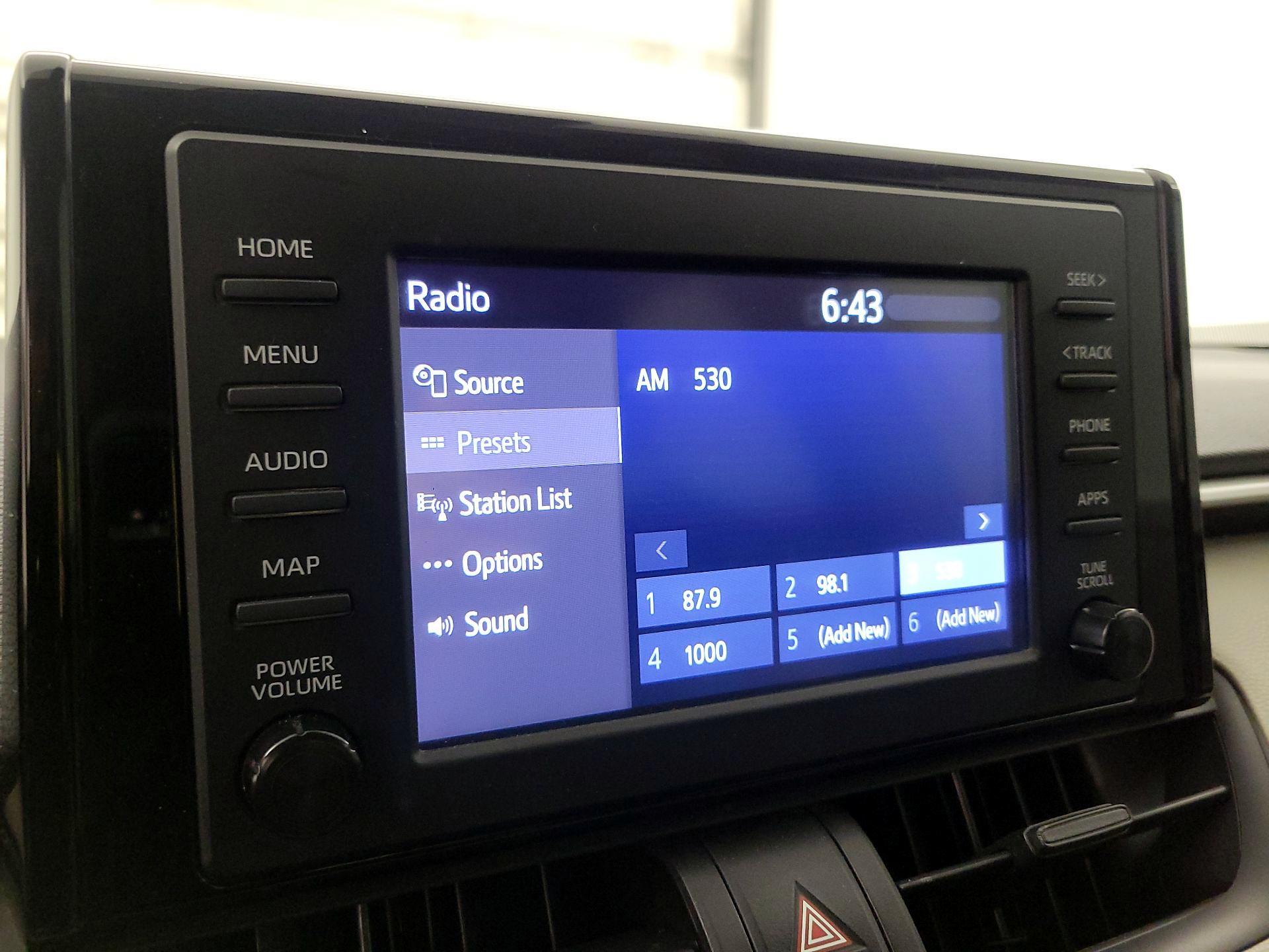 Thumbnail: 2019 Toyota RAV4 - 15