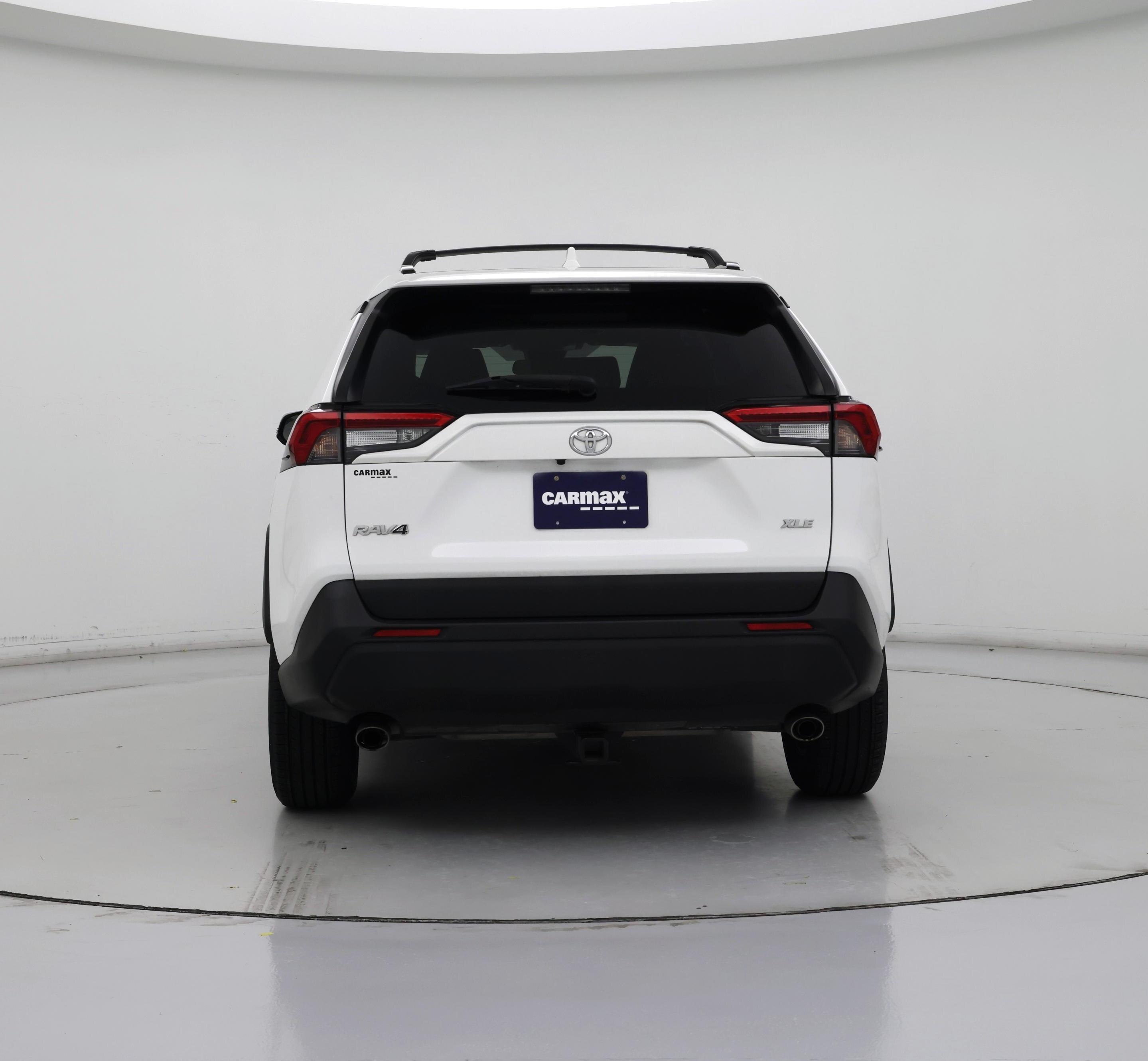 Thumbnail: 2019 Toyota RAV4 - 6