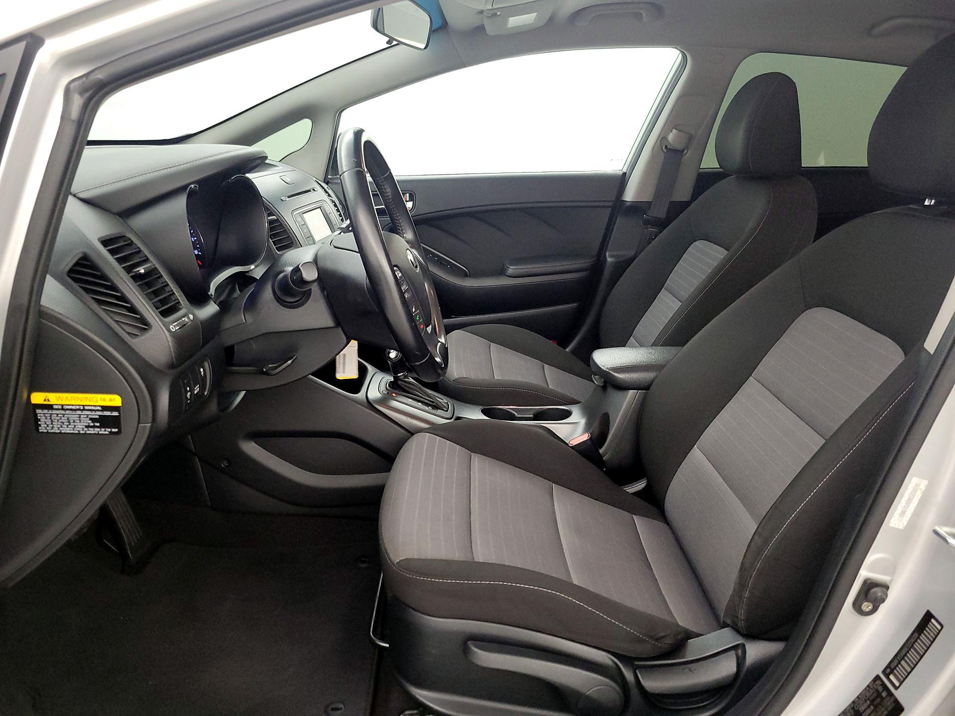 Thumbnail: 2014 Kia Forte - 11