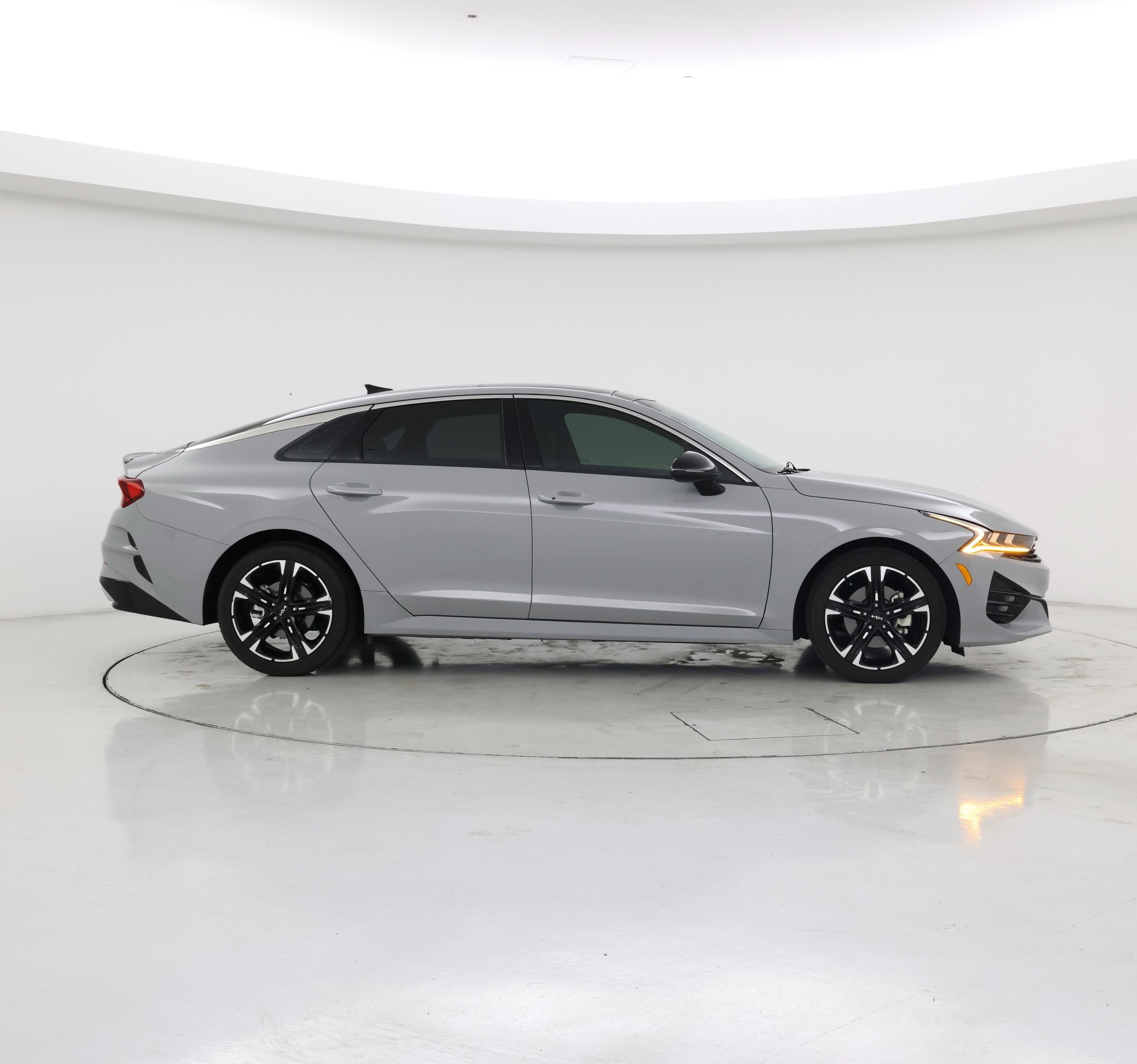 Thumbnail: 2023 Kia K5 - 7