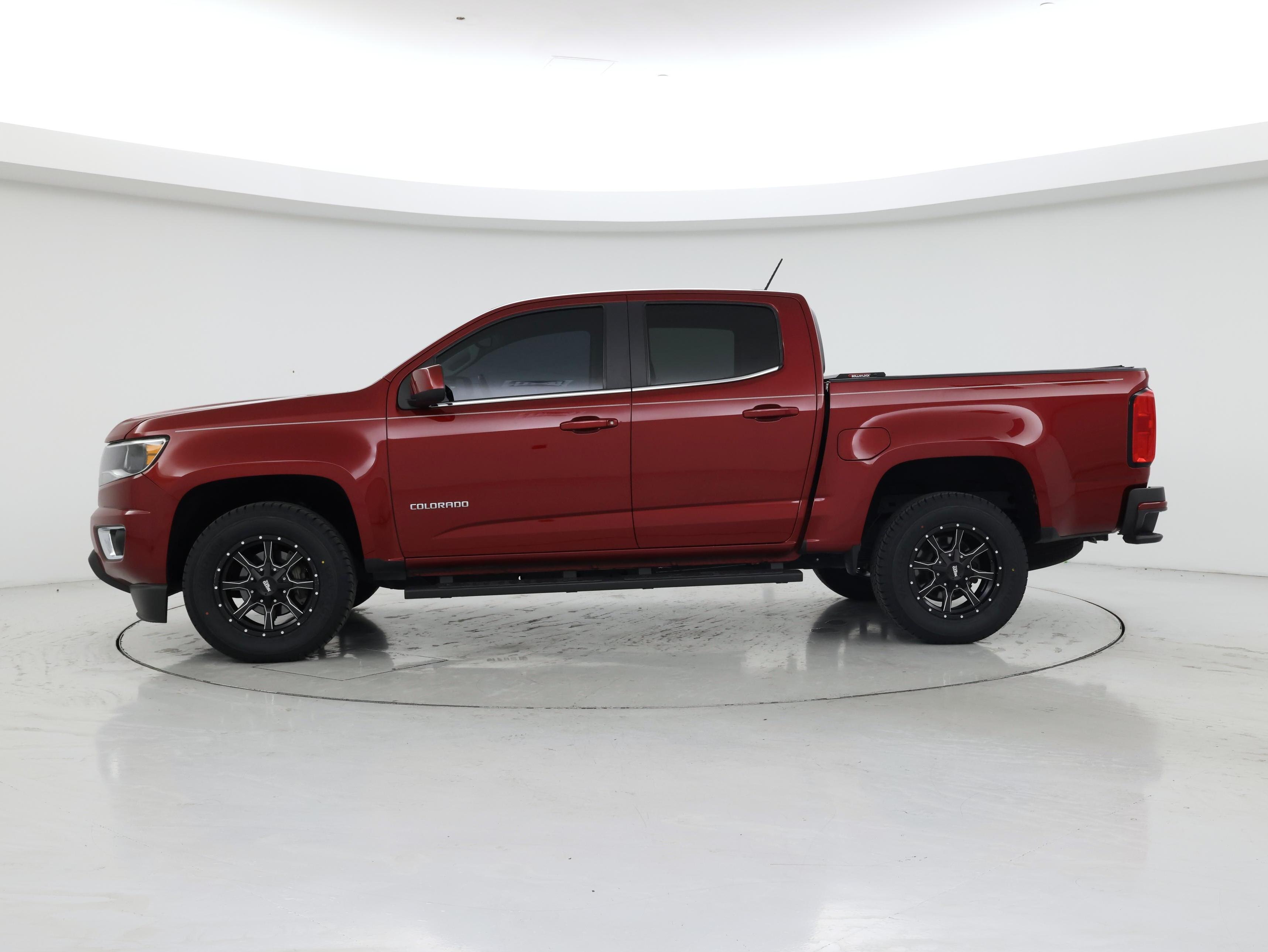 Thumbnail: 2020 Chevrolet Colorado - 3