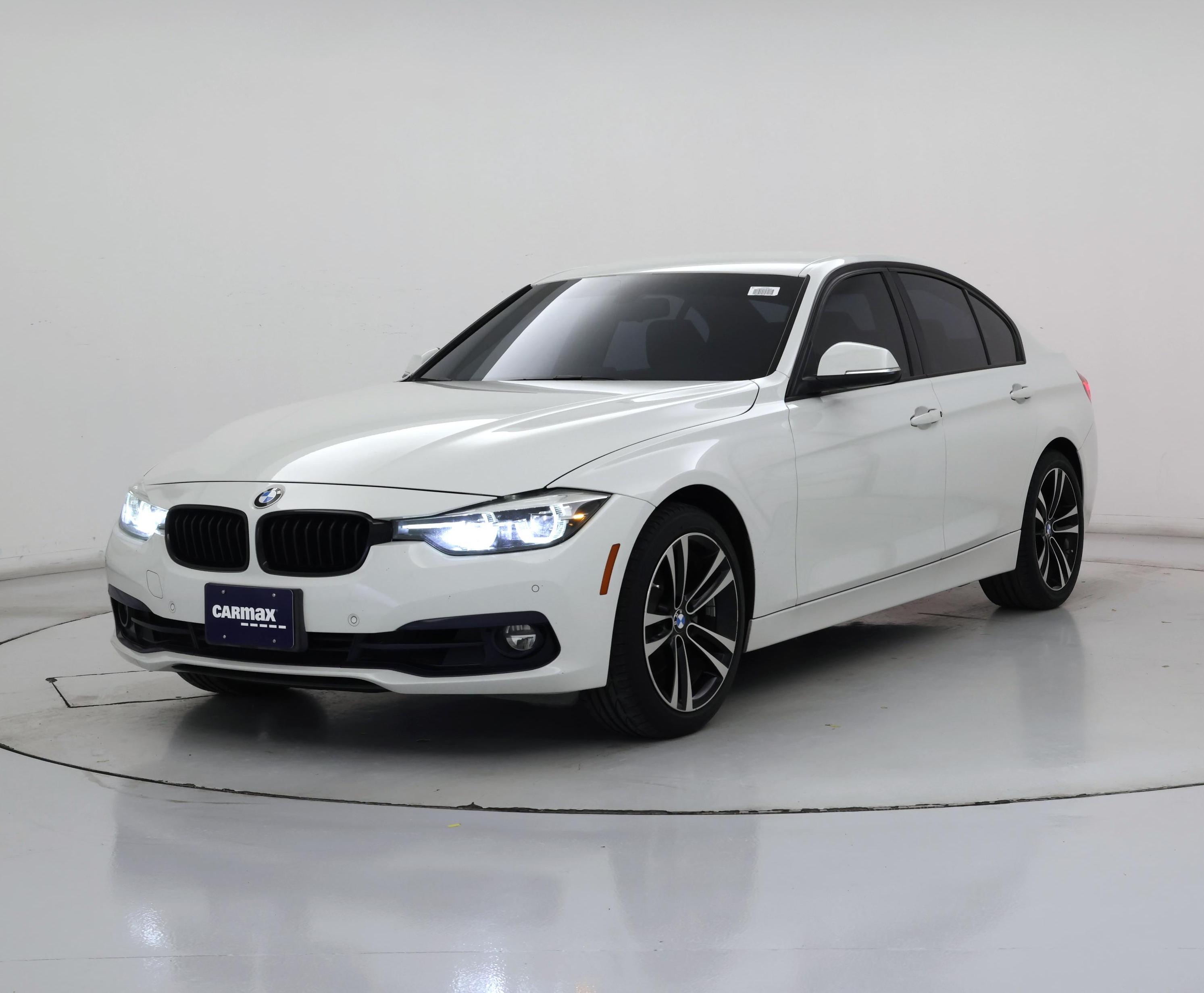 Thumbnail: 2018 BMW 3 Series - 4