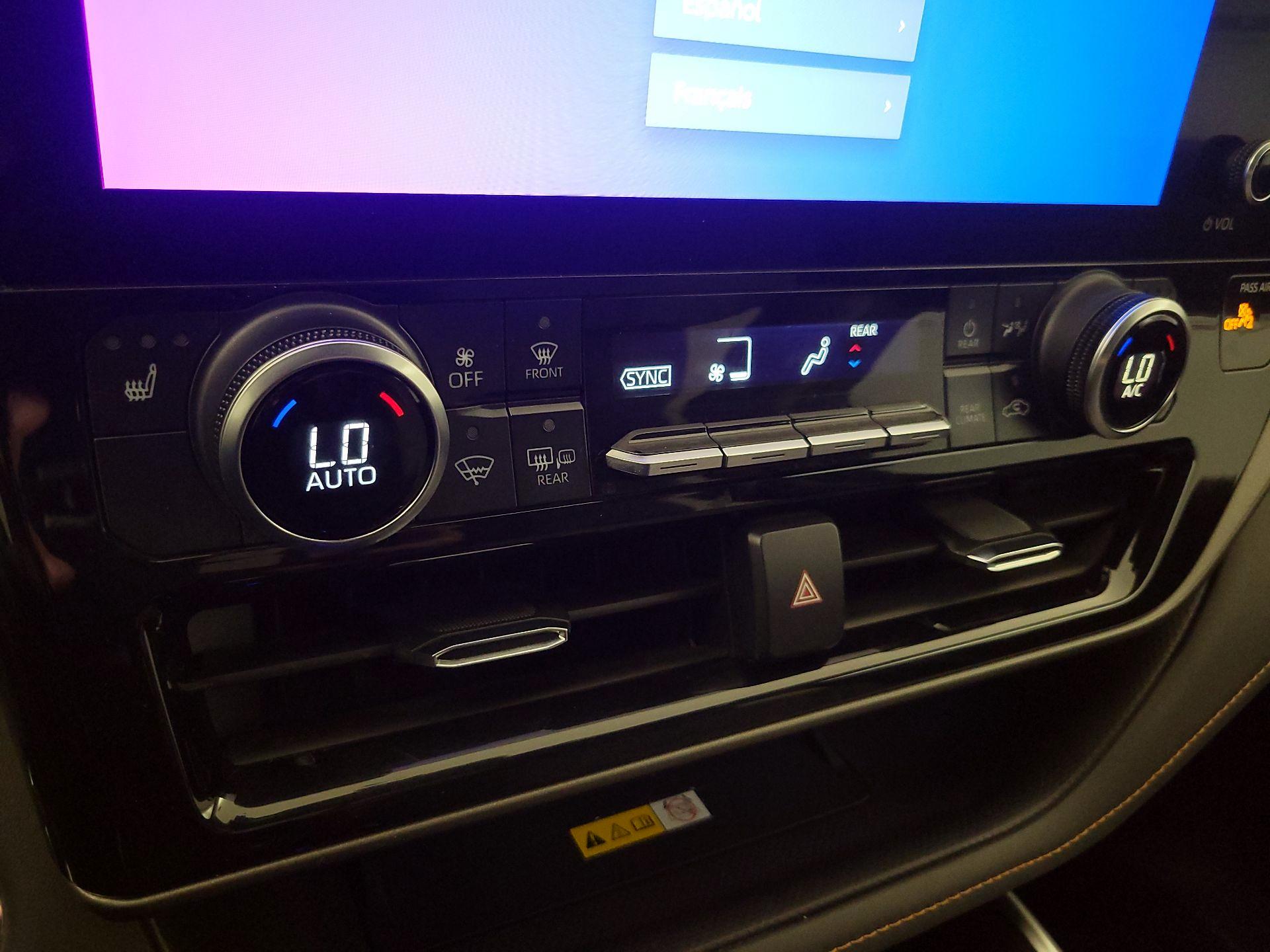 Thumbnail: 2023 Toyota Highlander - 16