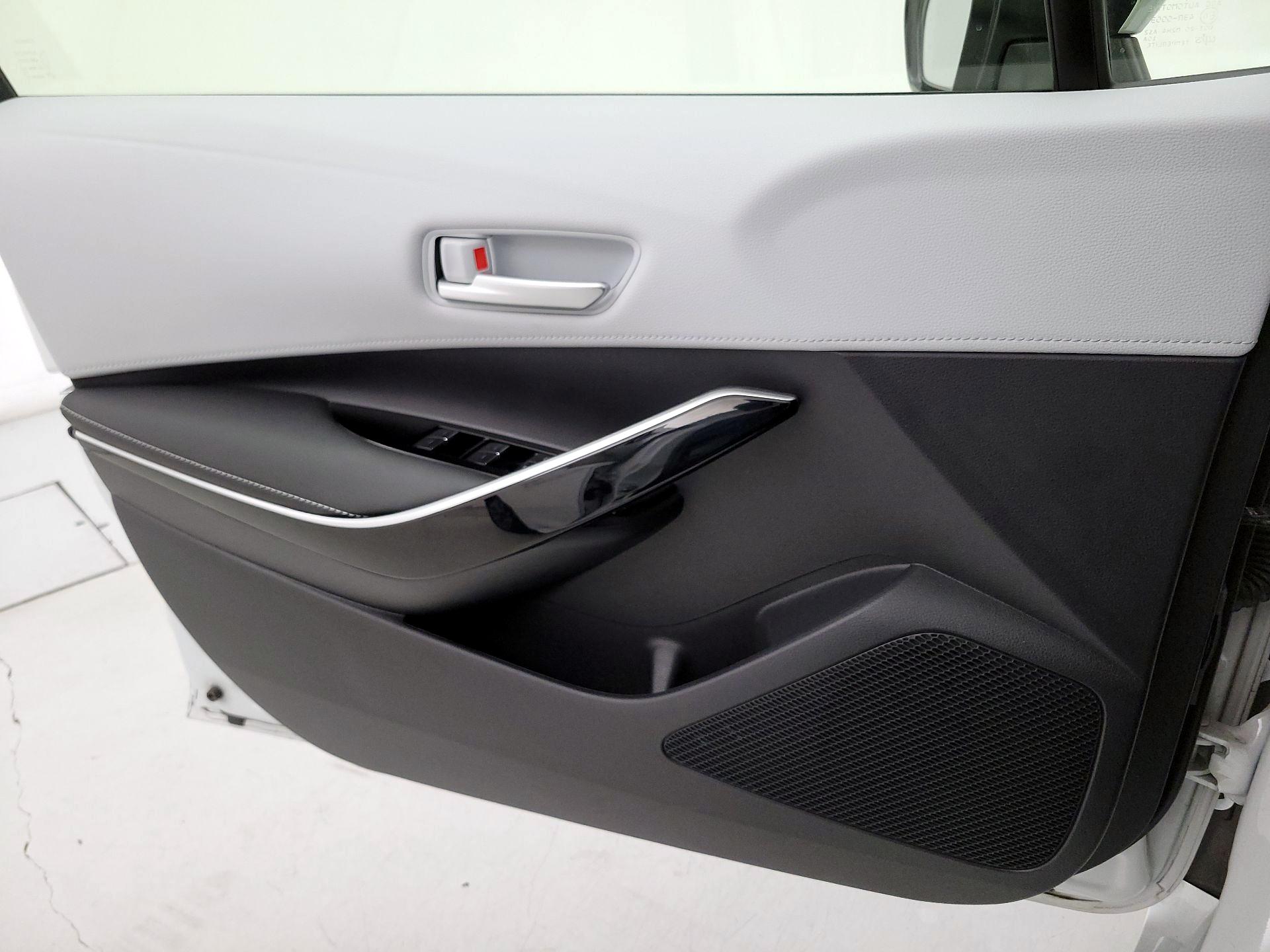 Thumbnail: 2024 Toyota Corolla - 12