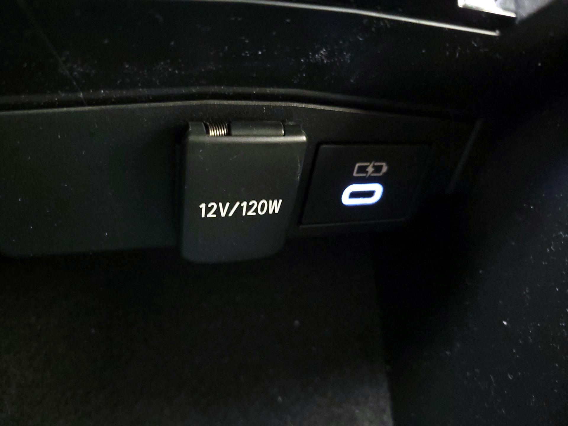 Thumbnail: 2024 Toyota Corolla - 18