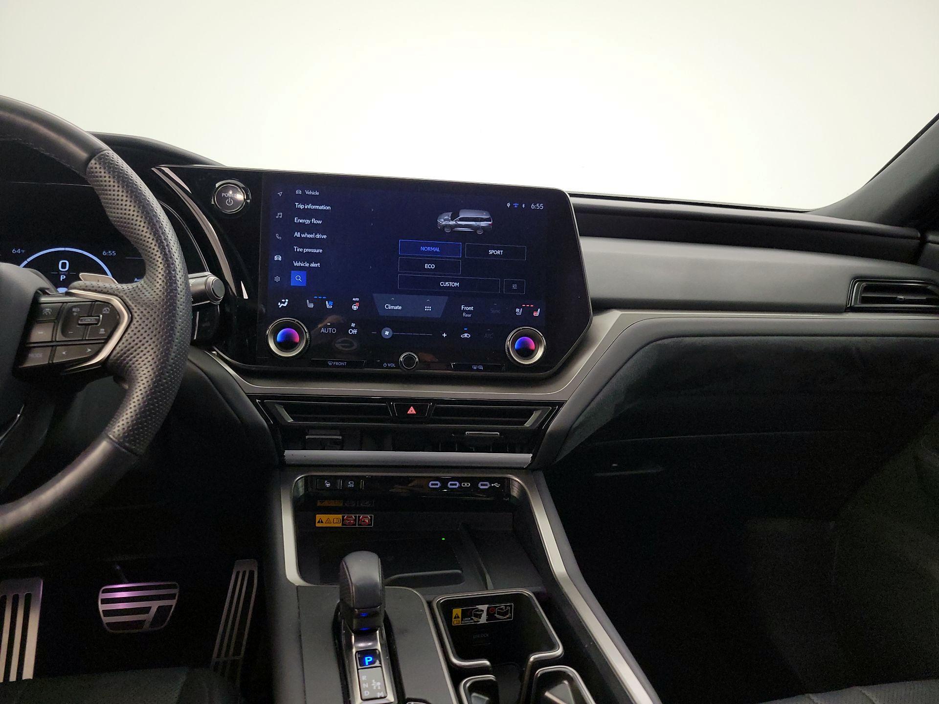 Thumbnail: 2024 Lexus TX - 9