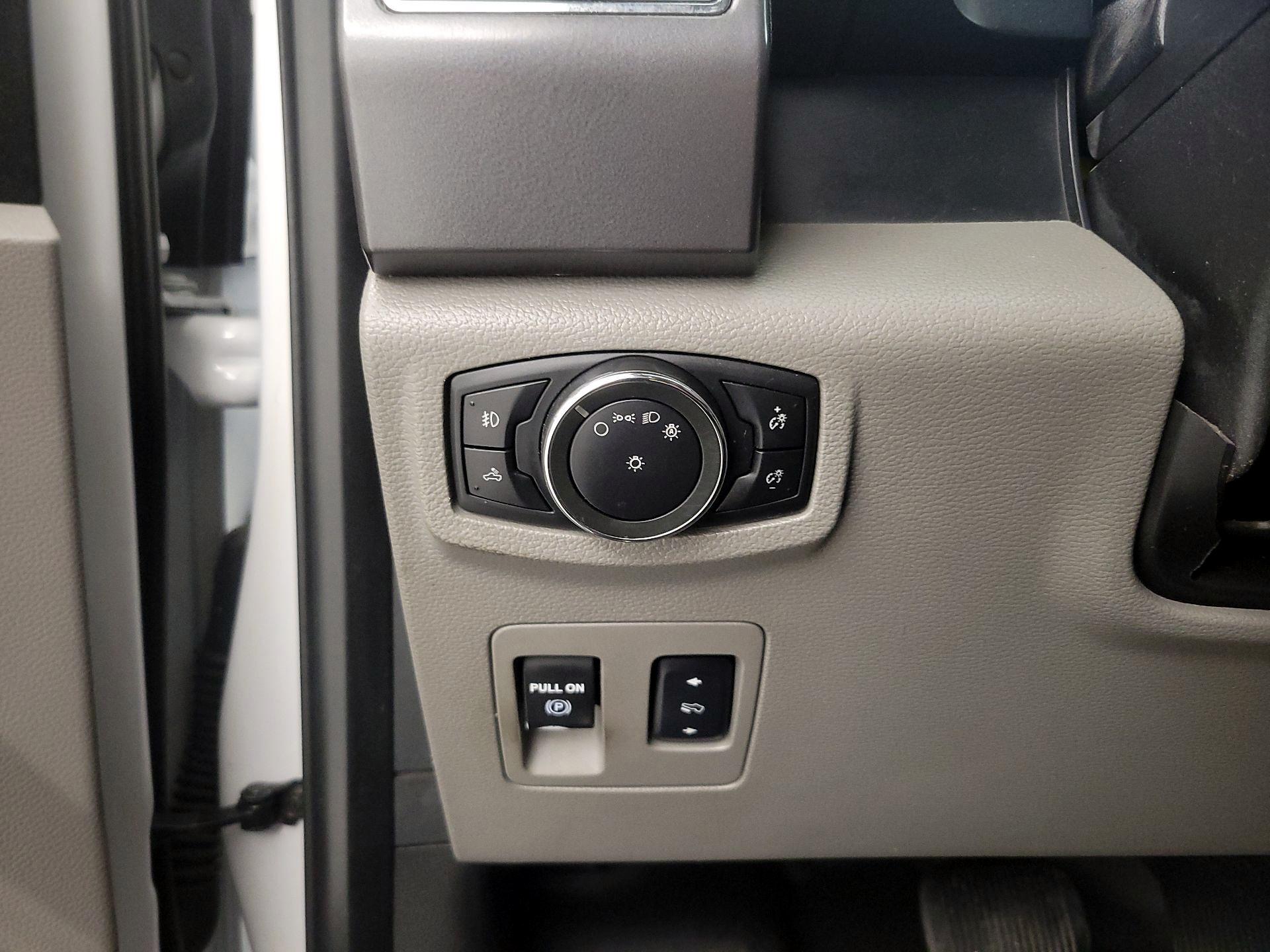 Thumbnail: 2018 Ford F-150 - 13