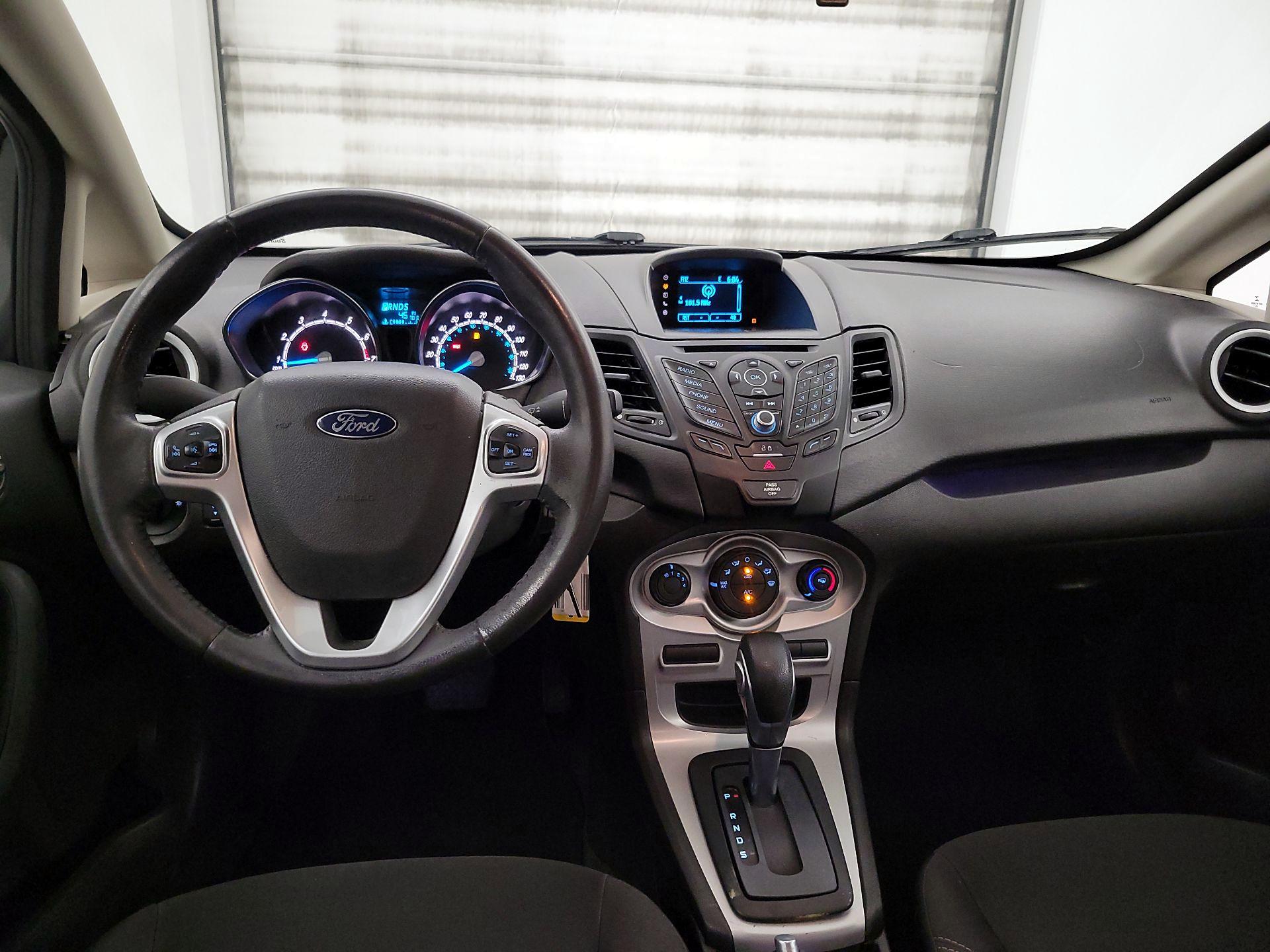 Thumbnail: 2016 Ford Fiesta - 9