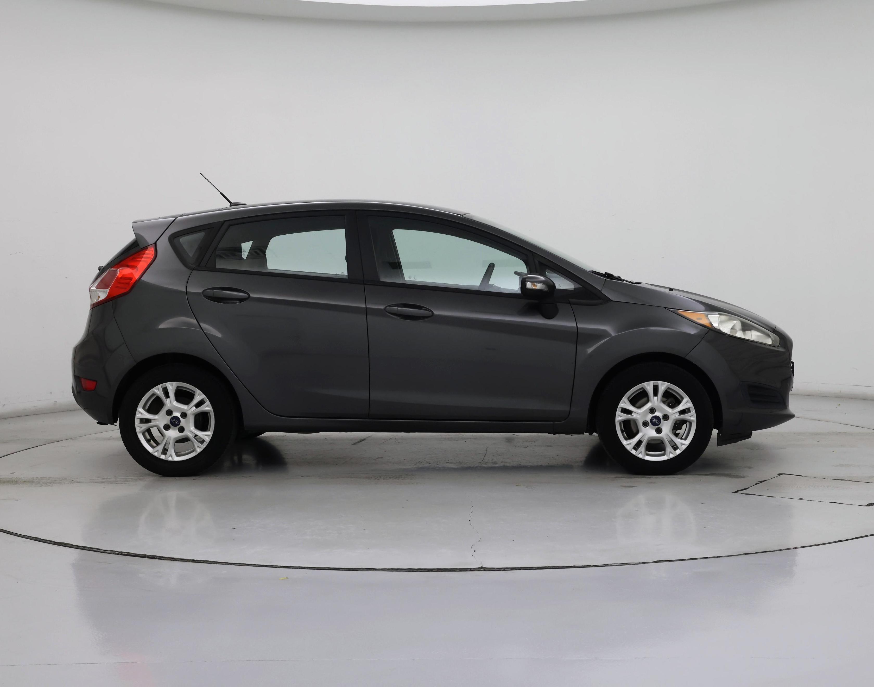 Thumbnail: 2016 Ford Fiesta - 7
