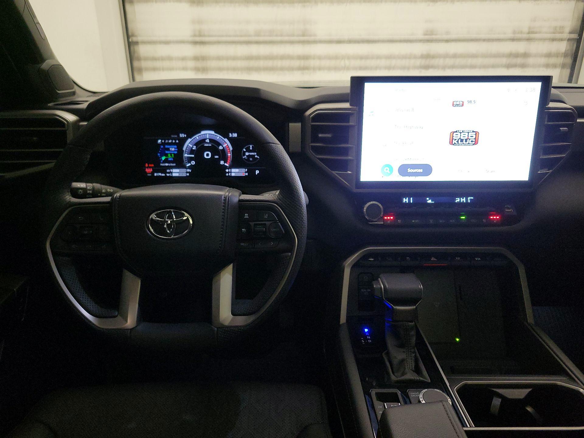 Thumbnail: 2025 Toyota Tundra - 9