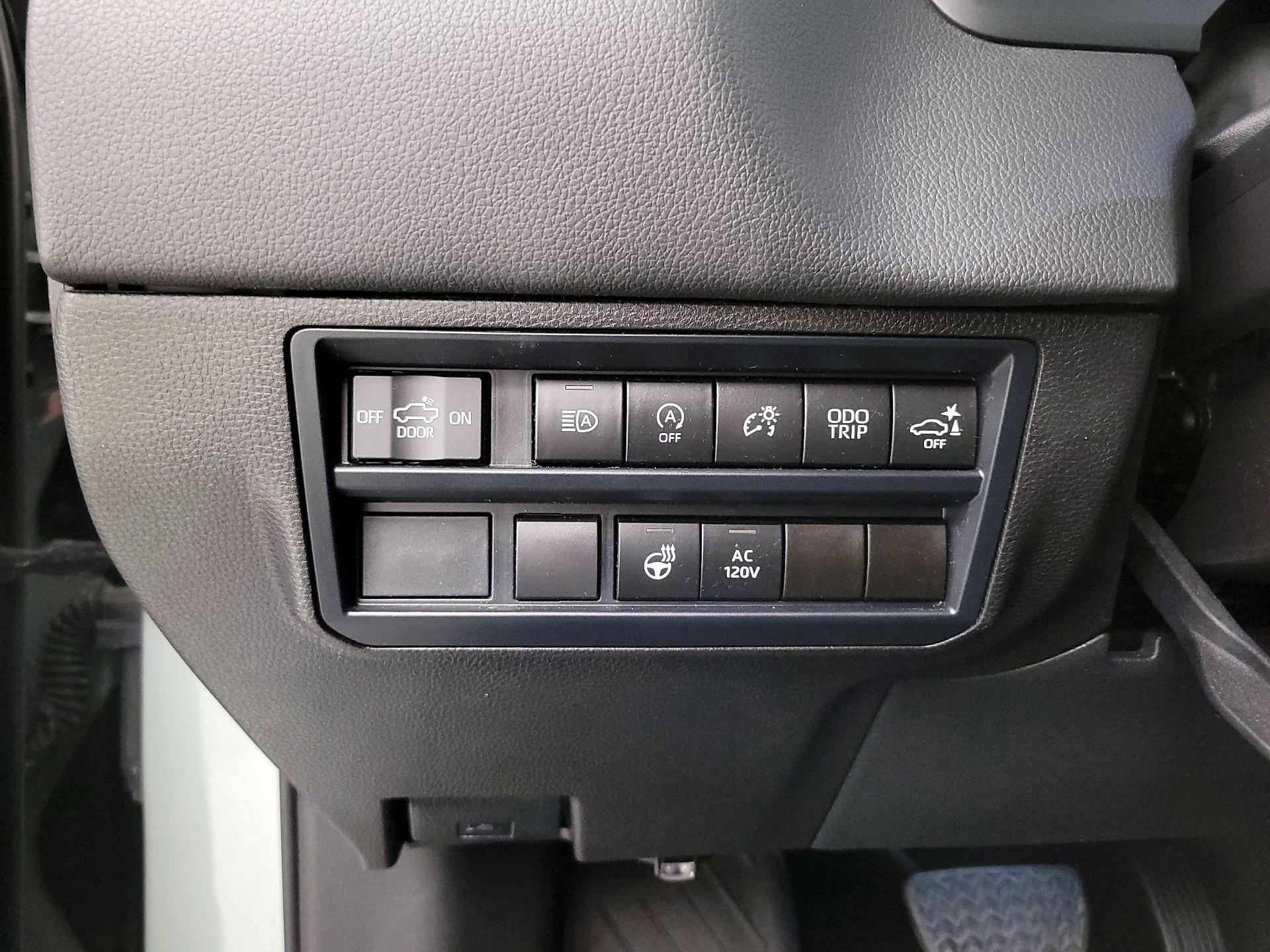 Thumbnail: 2025 Toyota Tundra - 13